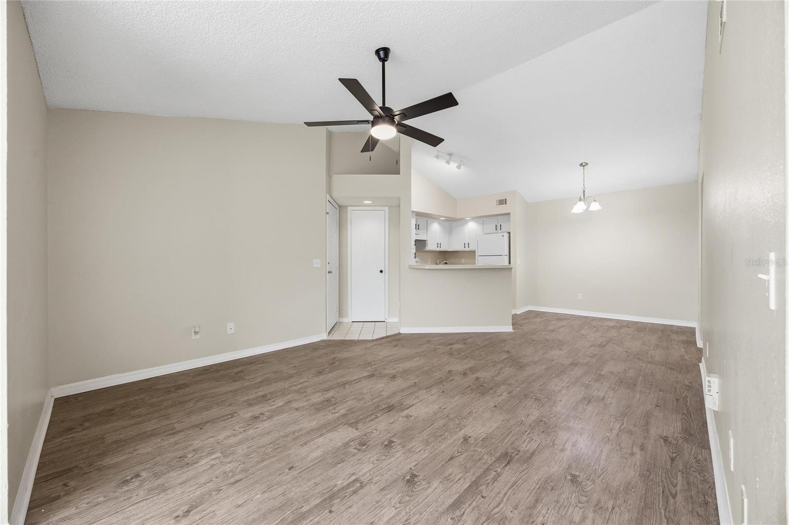 4532 Commander Dr #2132 Property Photo 7