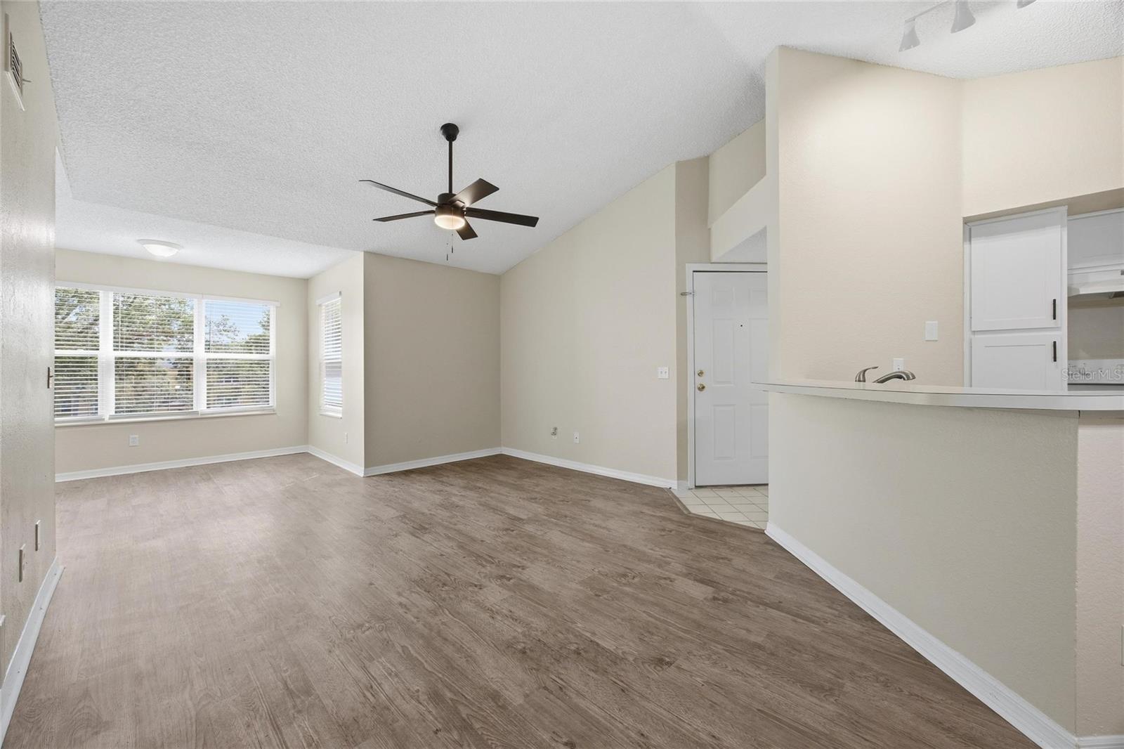 4532 Commander Dr #2132 Property Photo 9