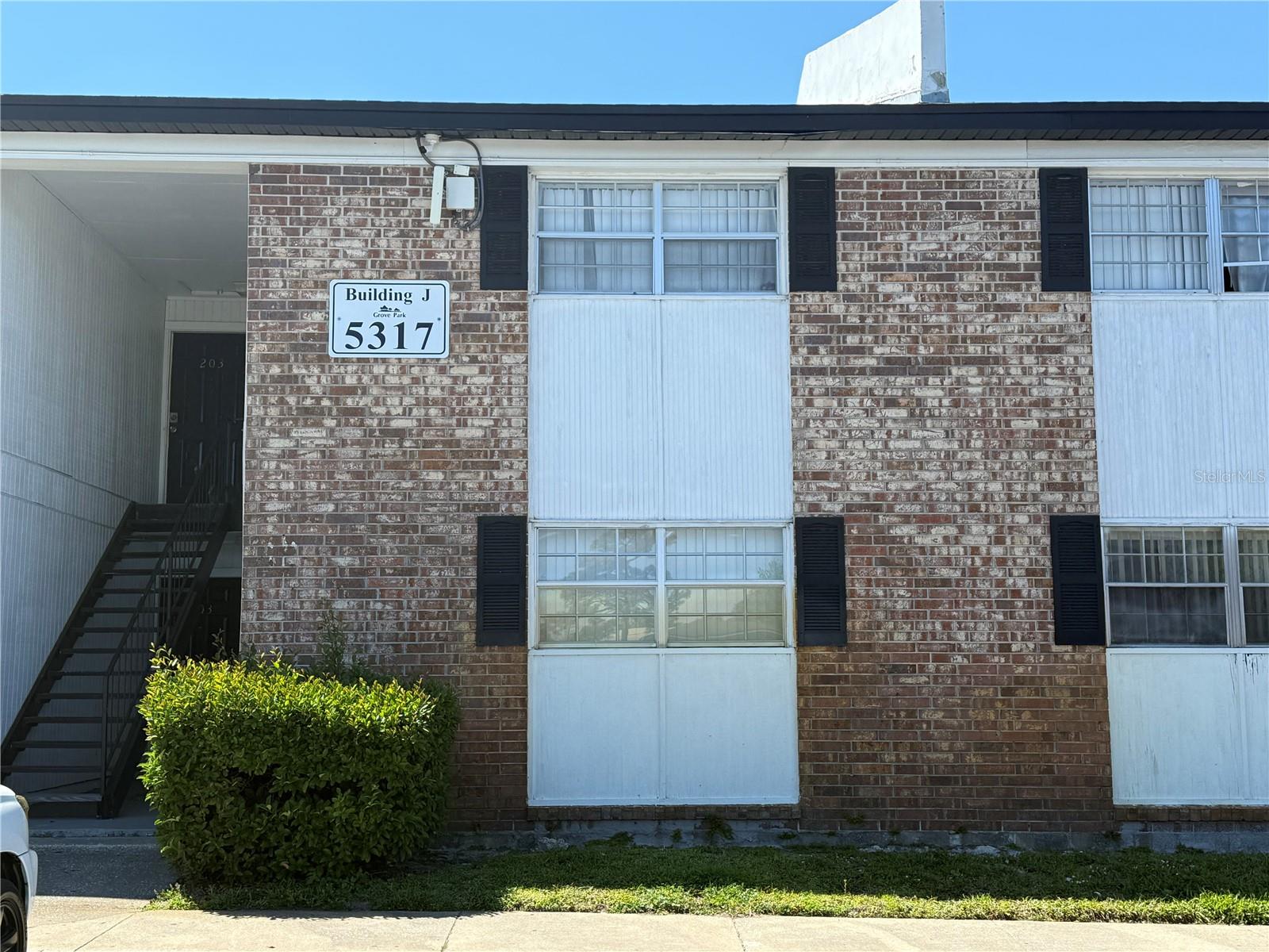 5317 CURRY FORD RD #103 Property Photo 1