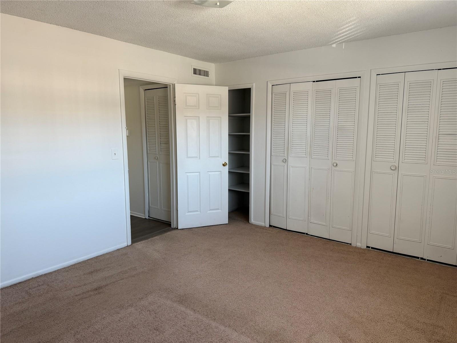 5317 Curry Ford Rd #103 Property Photo 6