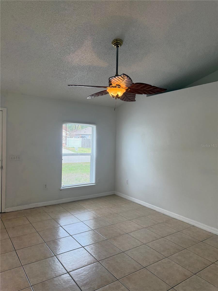 405 Francisco Way Property Photo 7