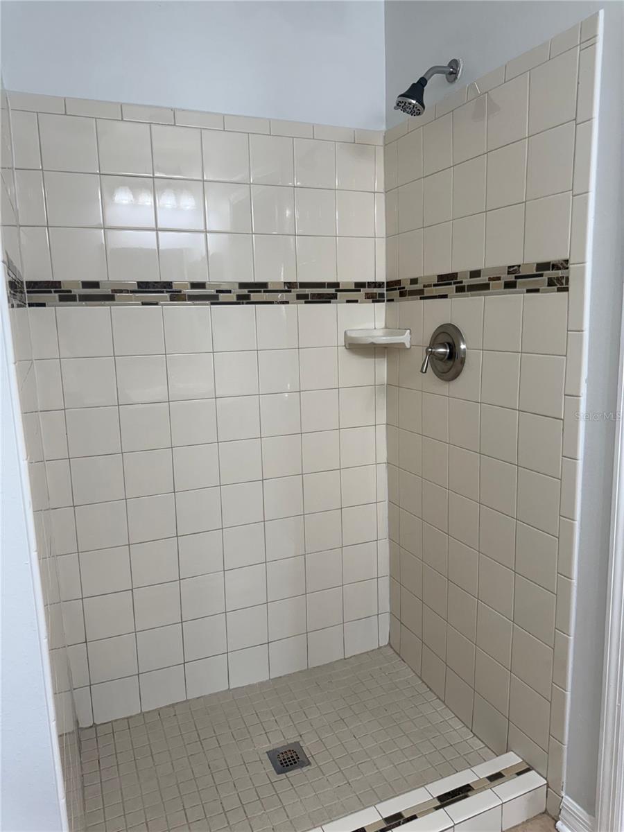 405 Francisco Way Property Photo 27