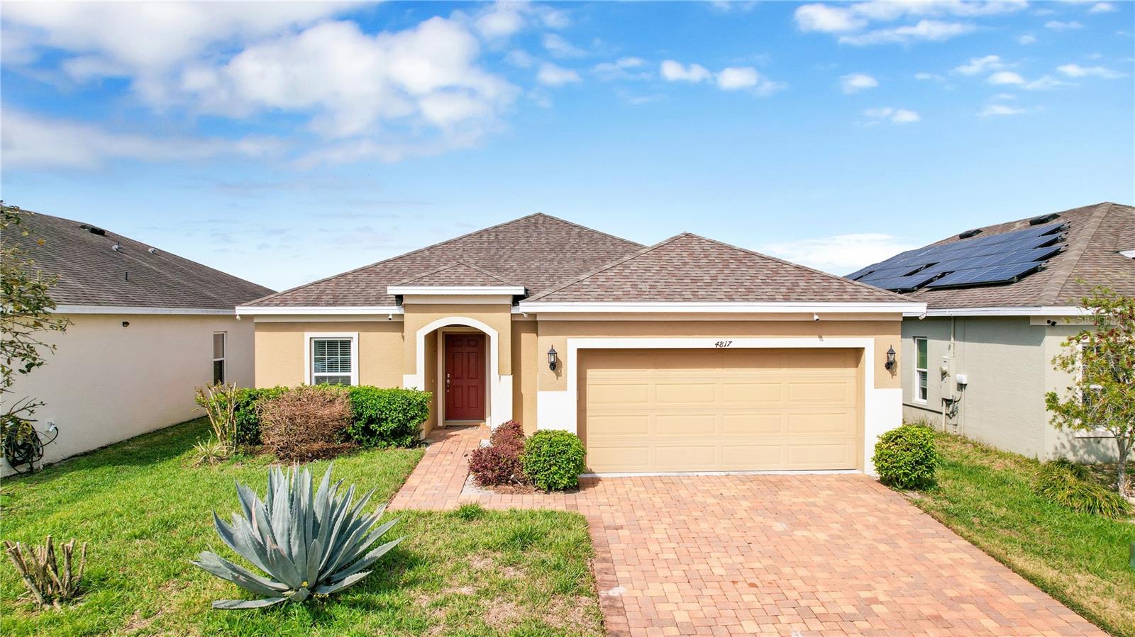 4817 Marcos Cir Property Photo 1