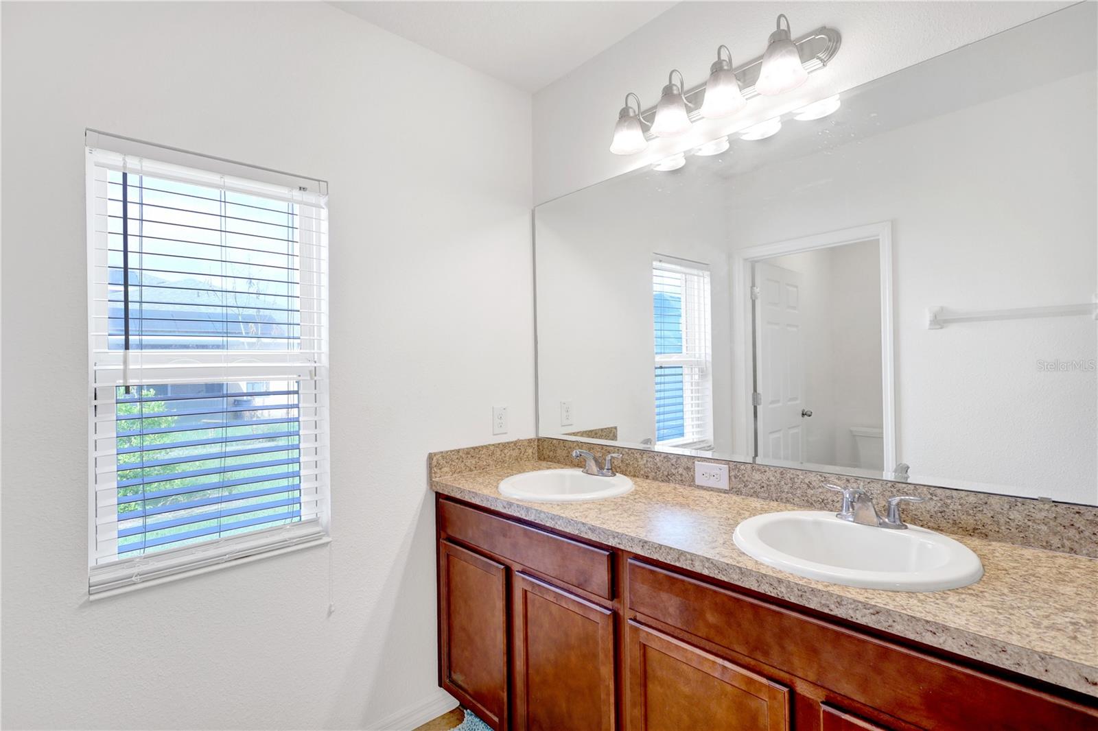 4817 Marcos Cir Property Photo 11