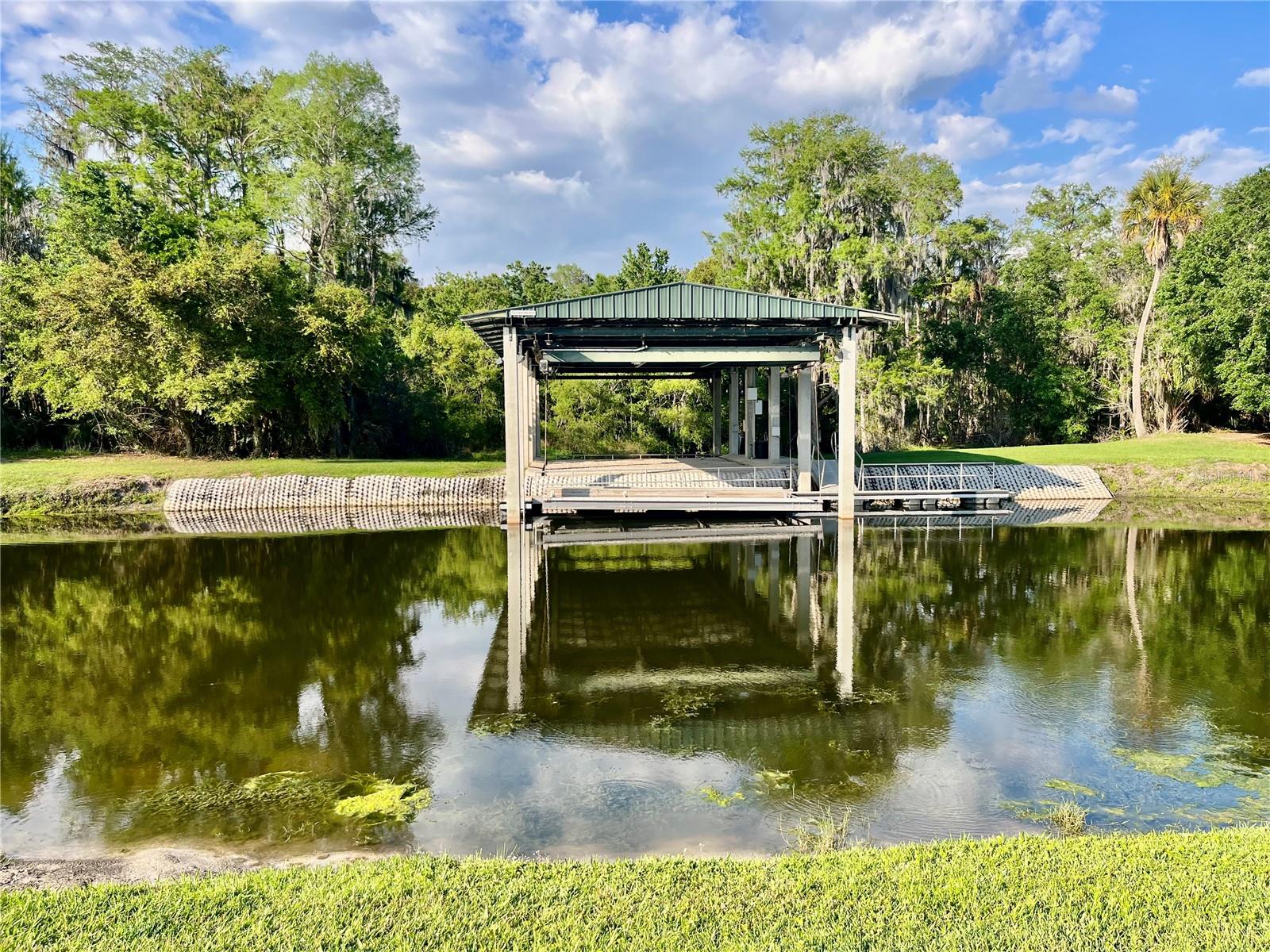 2860 Boating Blvd Property Photo 4