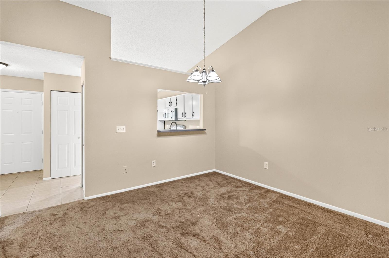 2791 King Oak Cir Property Photo 7