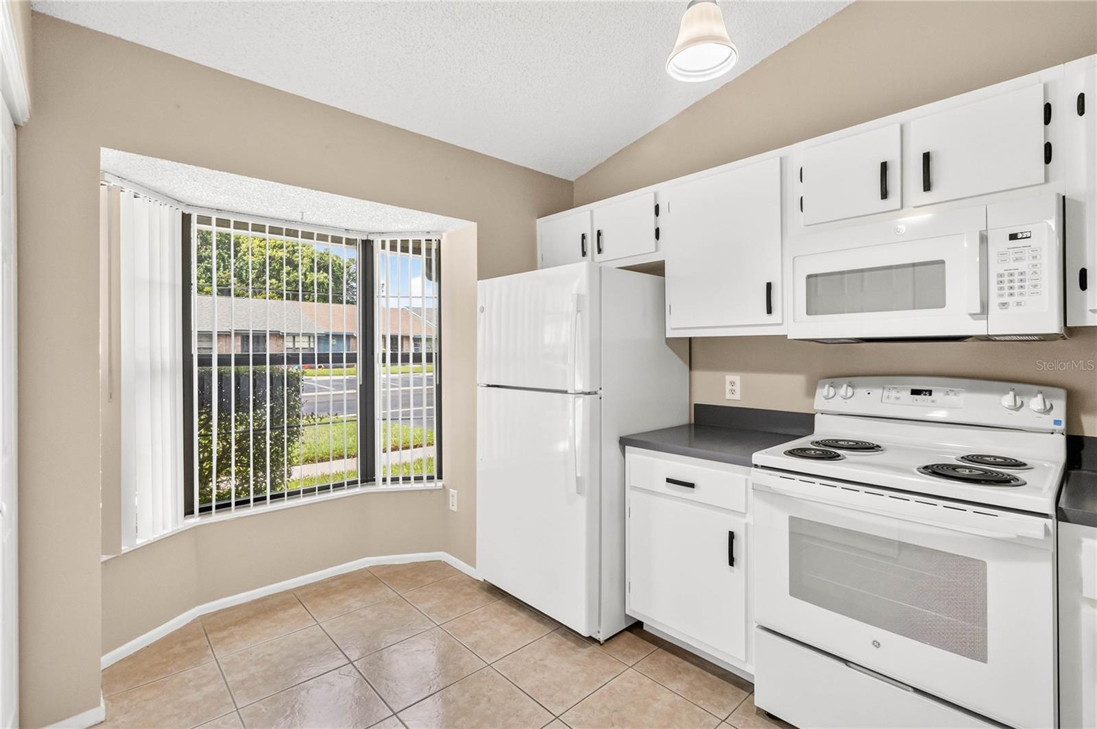 2791 King Oak Cir Property Photo 11