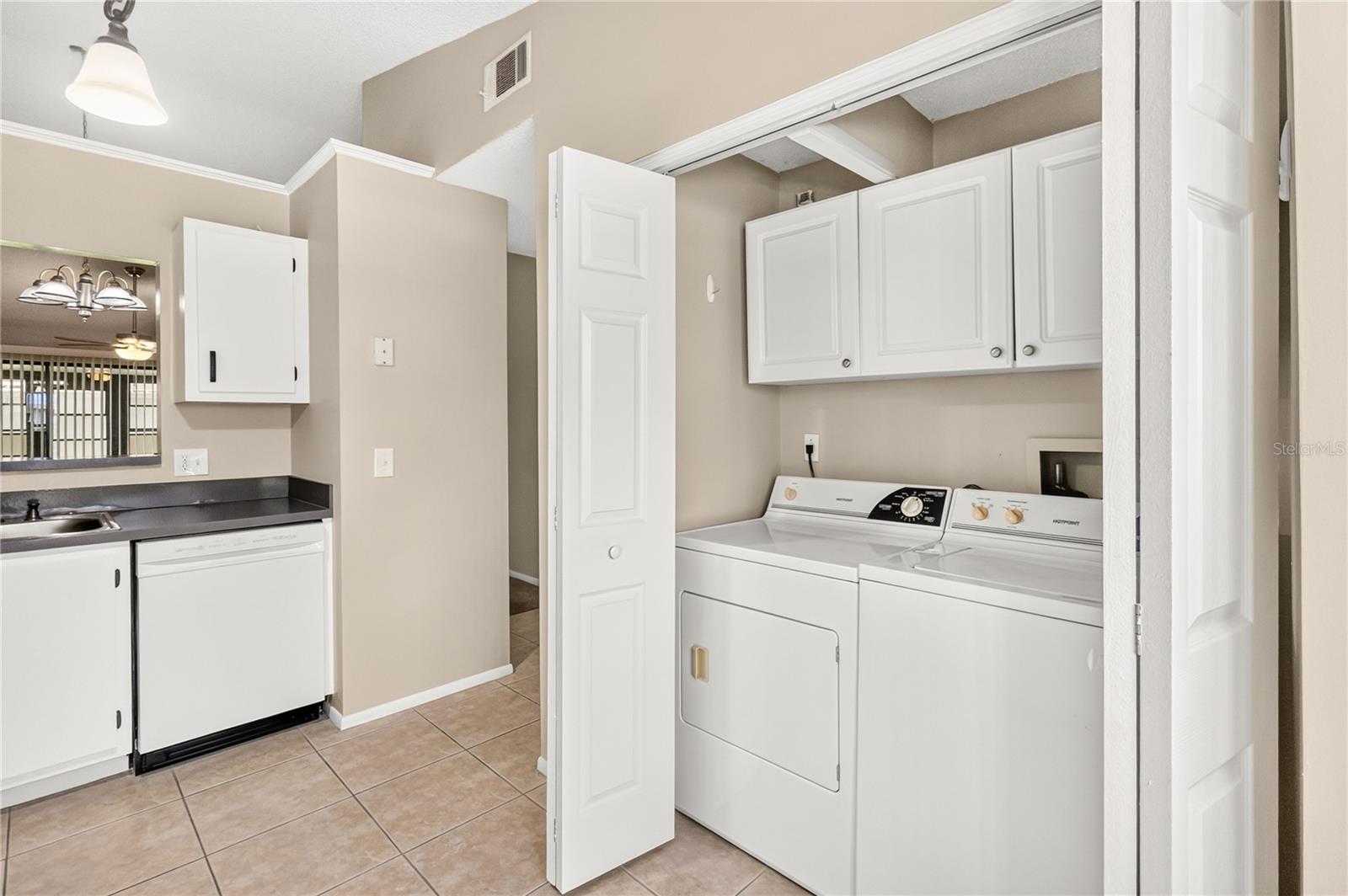 2791 King Oak Cir Property Photo 12