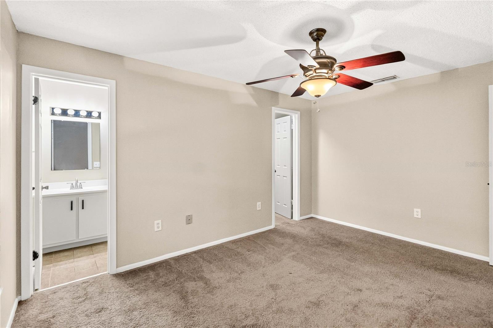 2791 King Oak Cir Property Photo 14