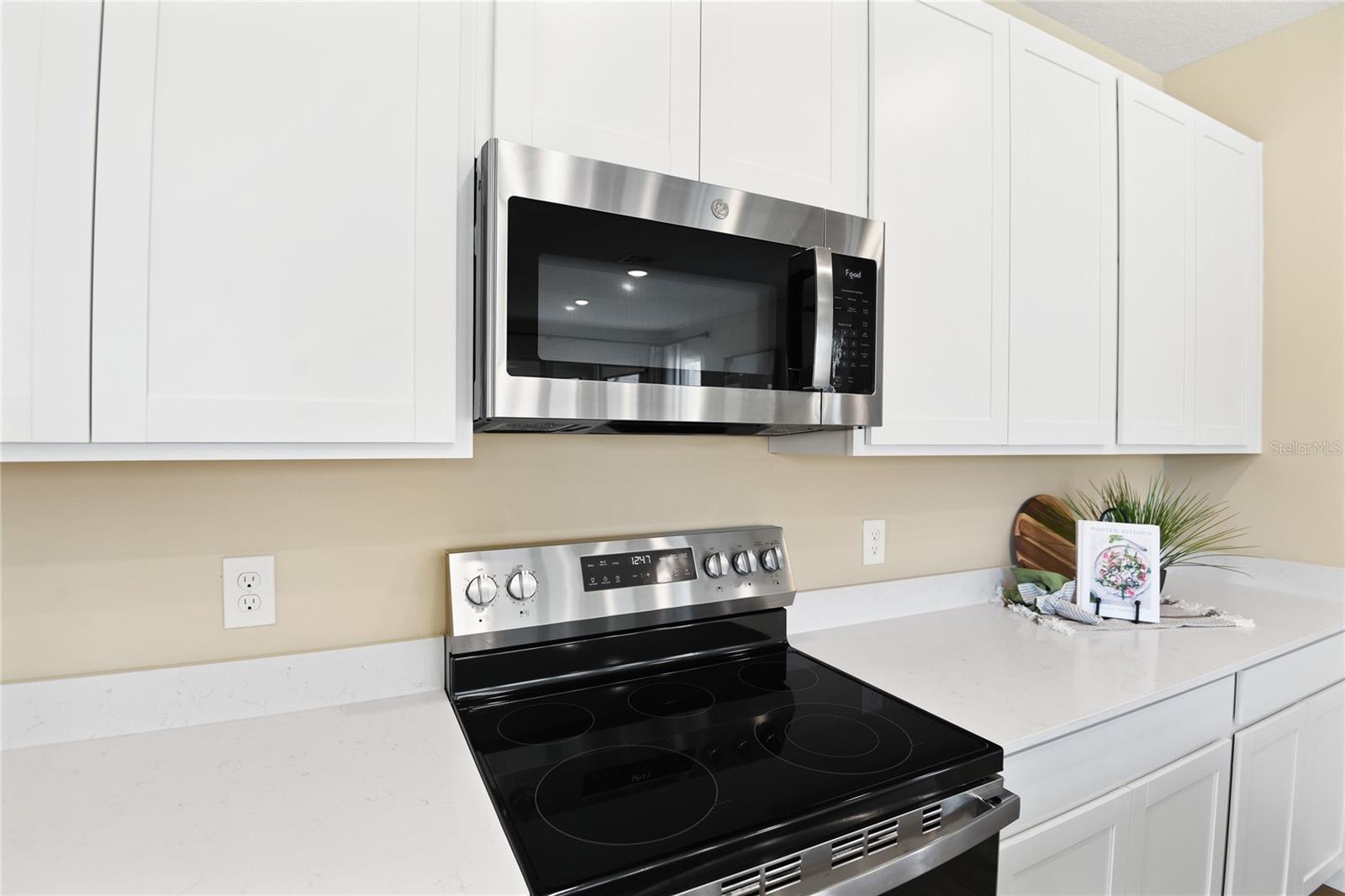 2910 27th Ave E Property Photo 5