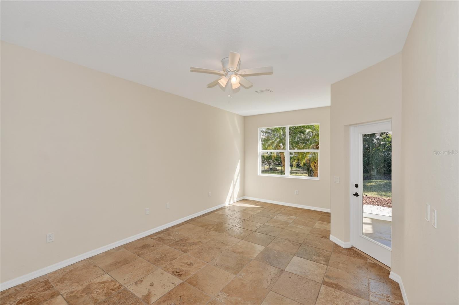 8124 Tabbystone Pl Property Photo 27