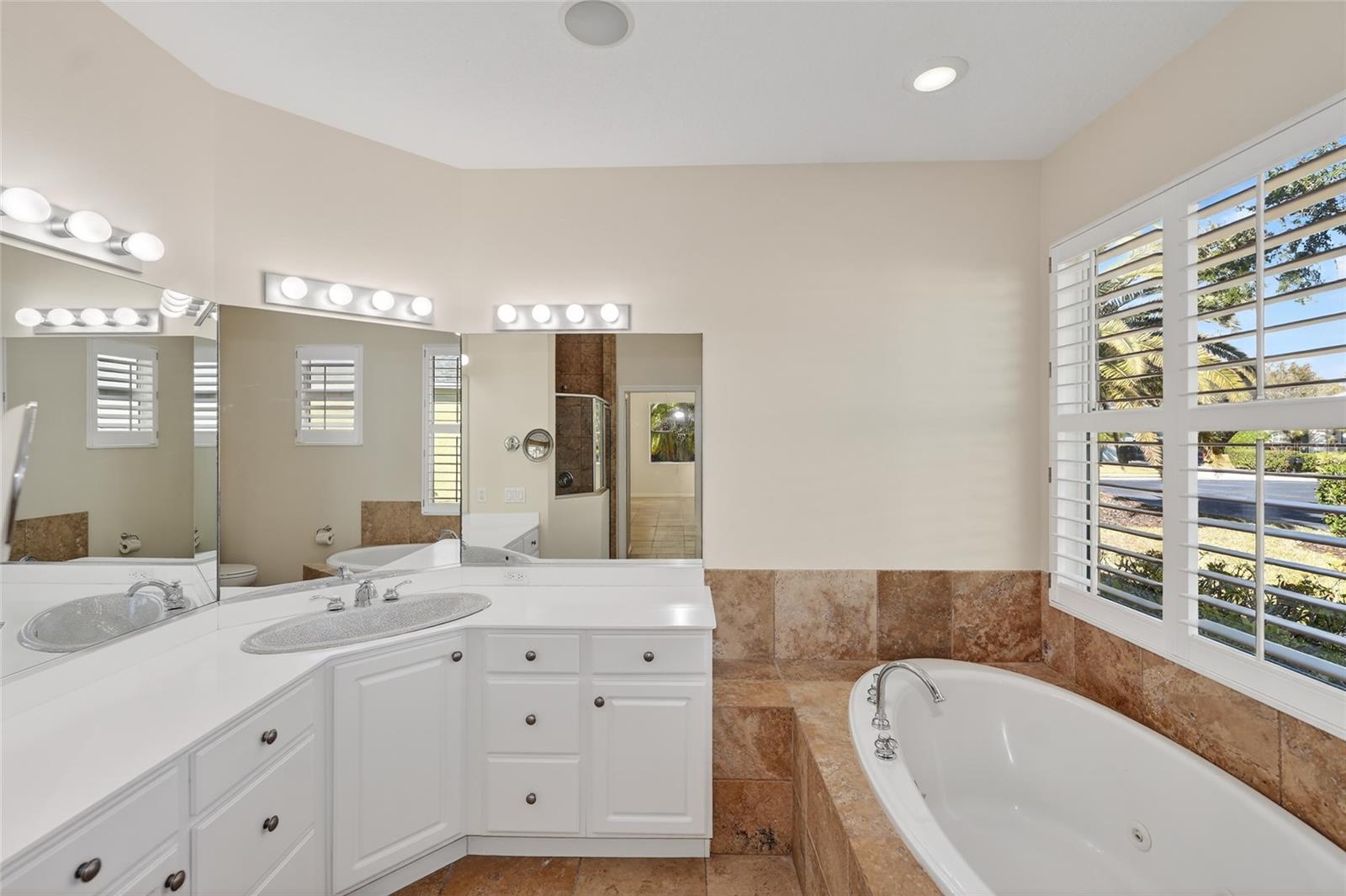 8124 Tabbystone Pl Property Photo 30