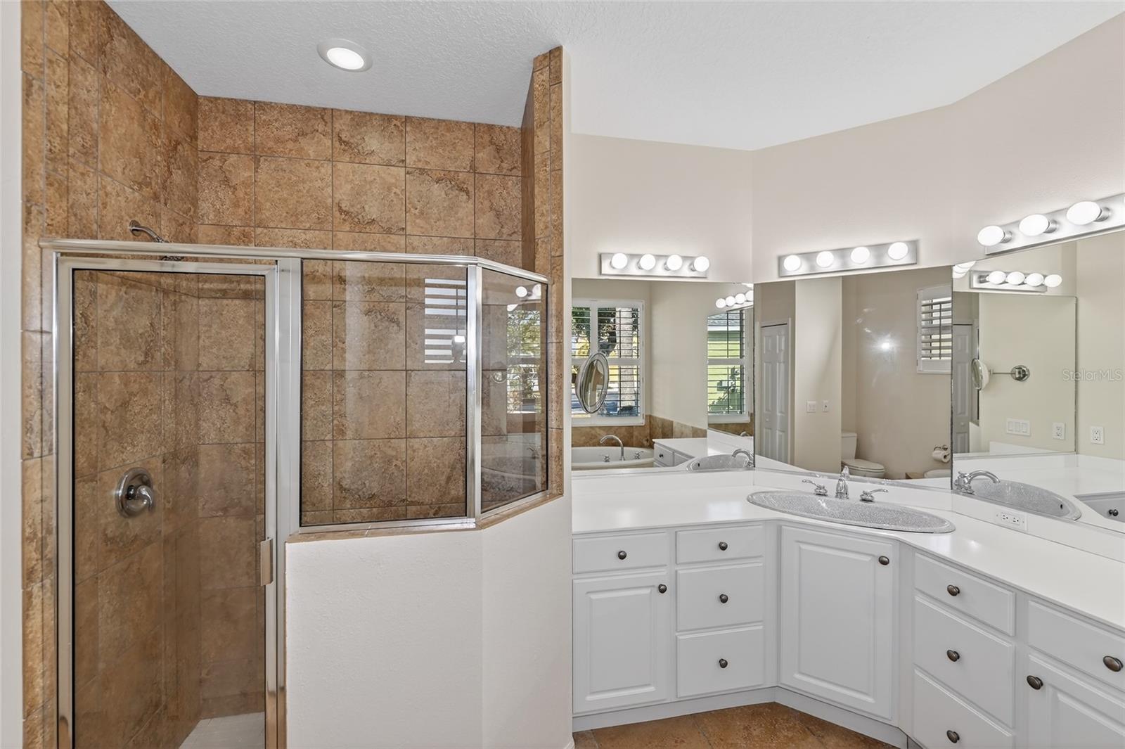 8124 Tabbystone Pl Property Photo 32