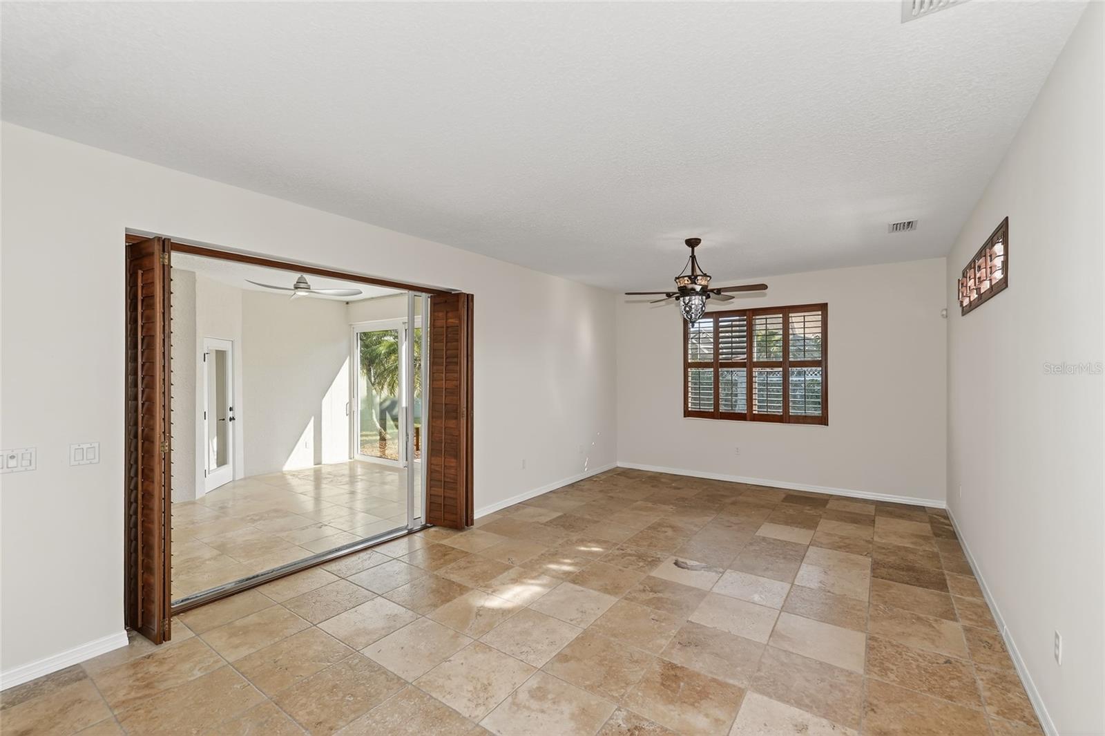 8124 Tabbystone Pl Property Photo 37