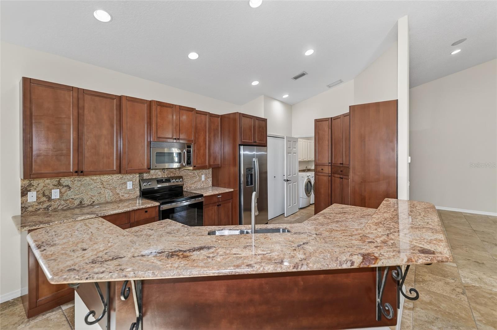 8124 Tabbystone Pl Property Photo 39