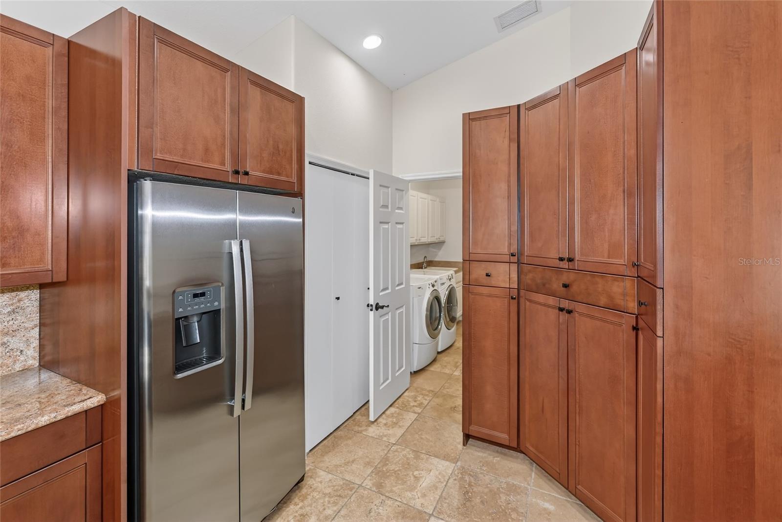 8124 Tabbystone Pl Property Photo 42