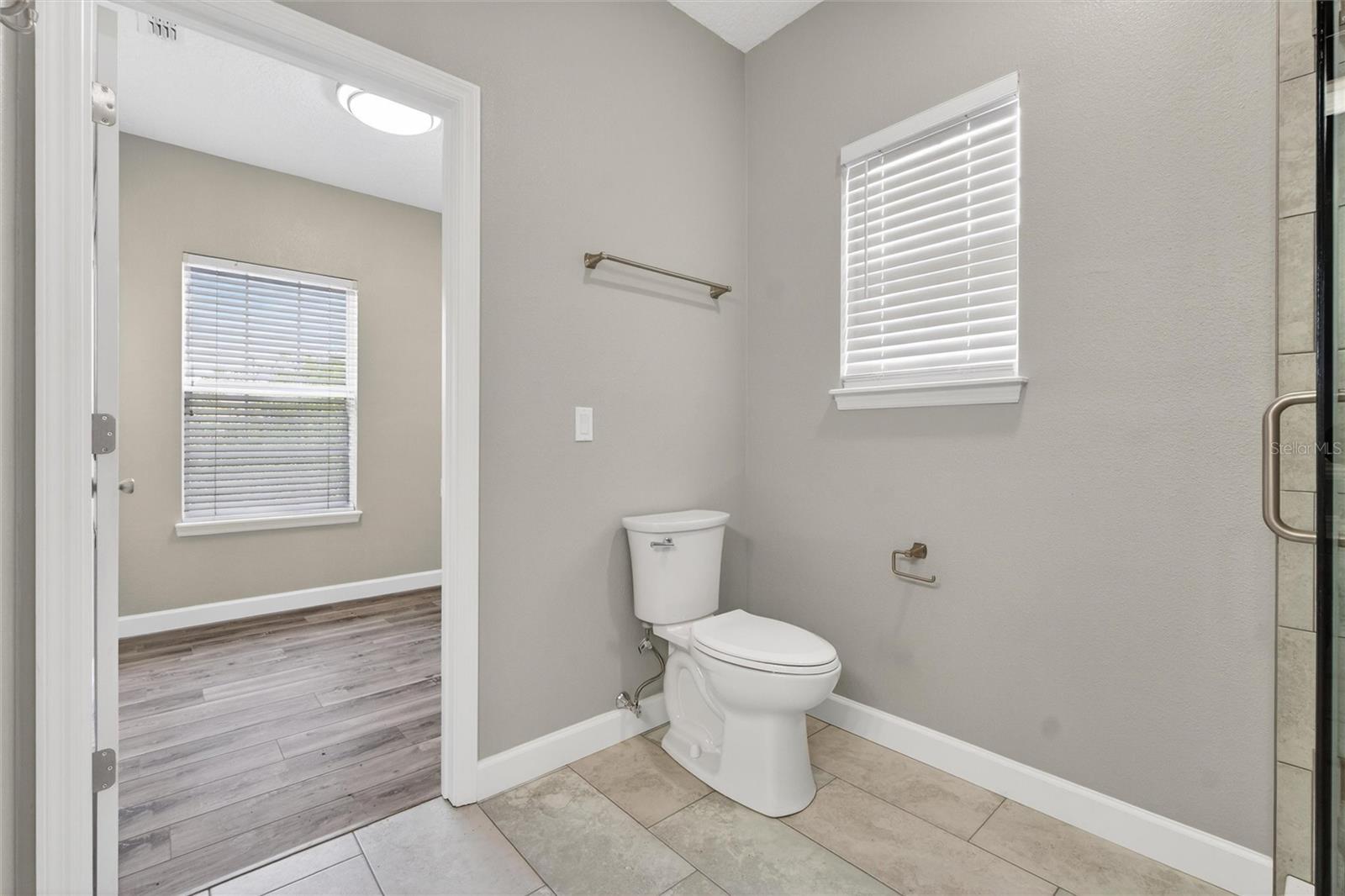 105 Grace Ave Property Photo 36