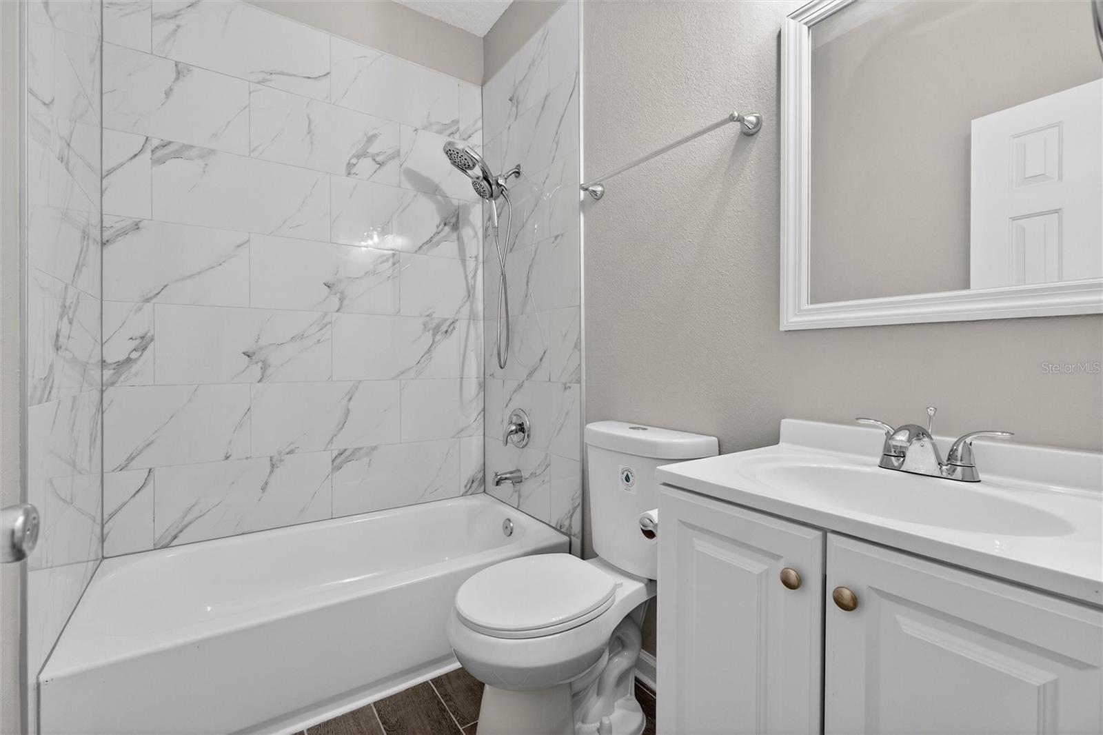 105 Grace Ave Property Photo 42