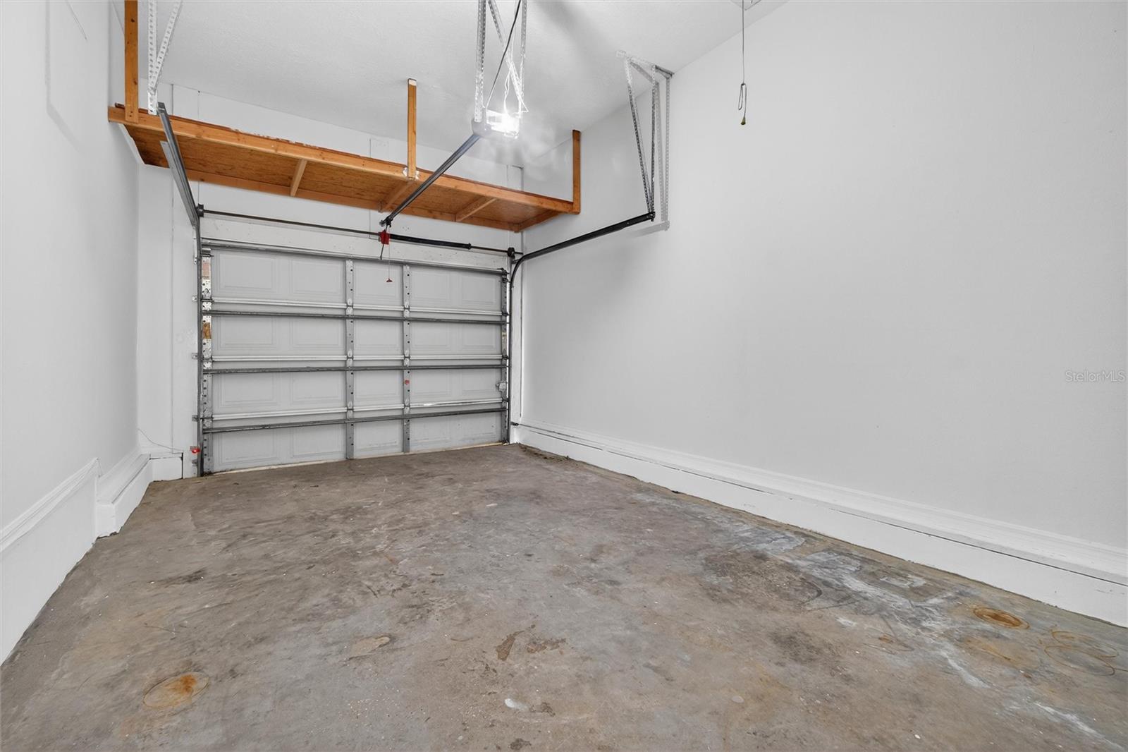105 Grace Ave Property Photo 43