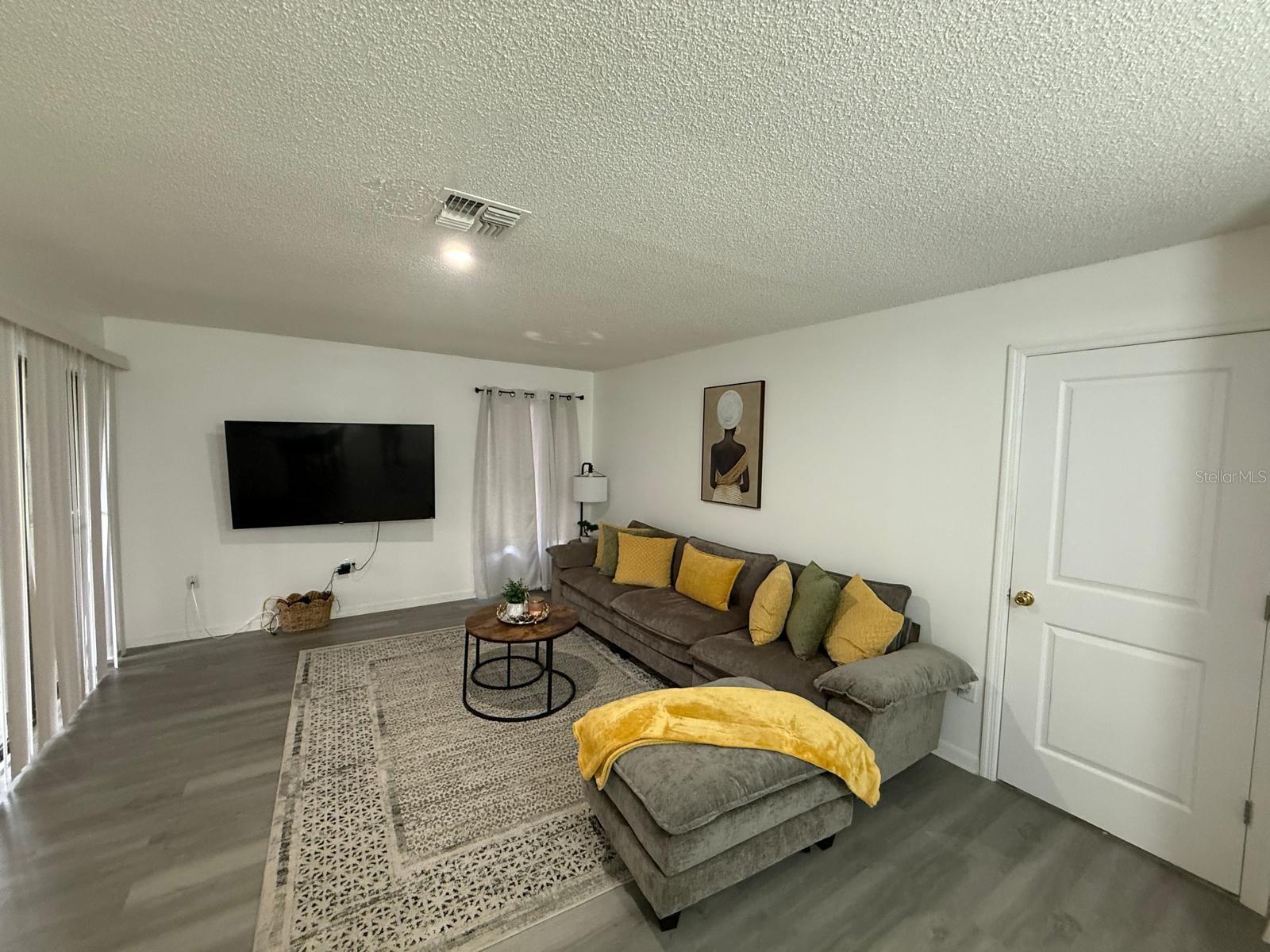 451 Cart Ct Property Photo 10