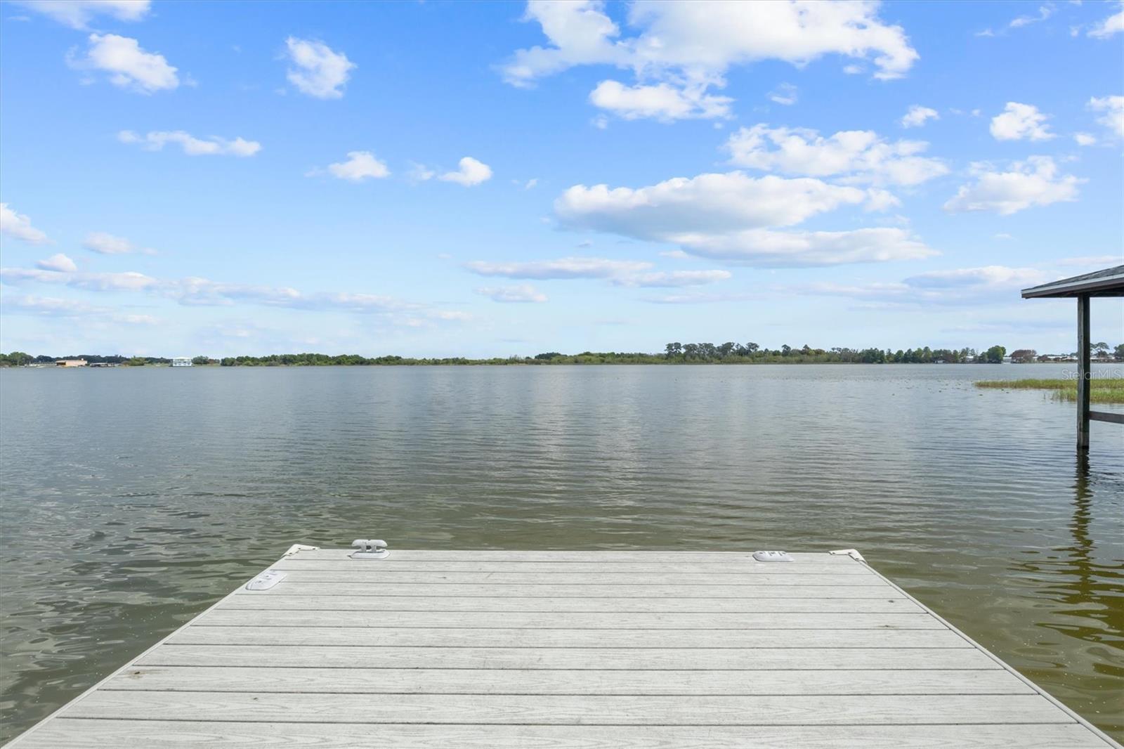 900 Lake Jessie Dr Property Photo 2