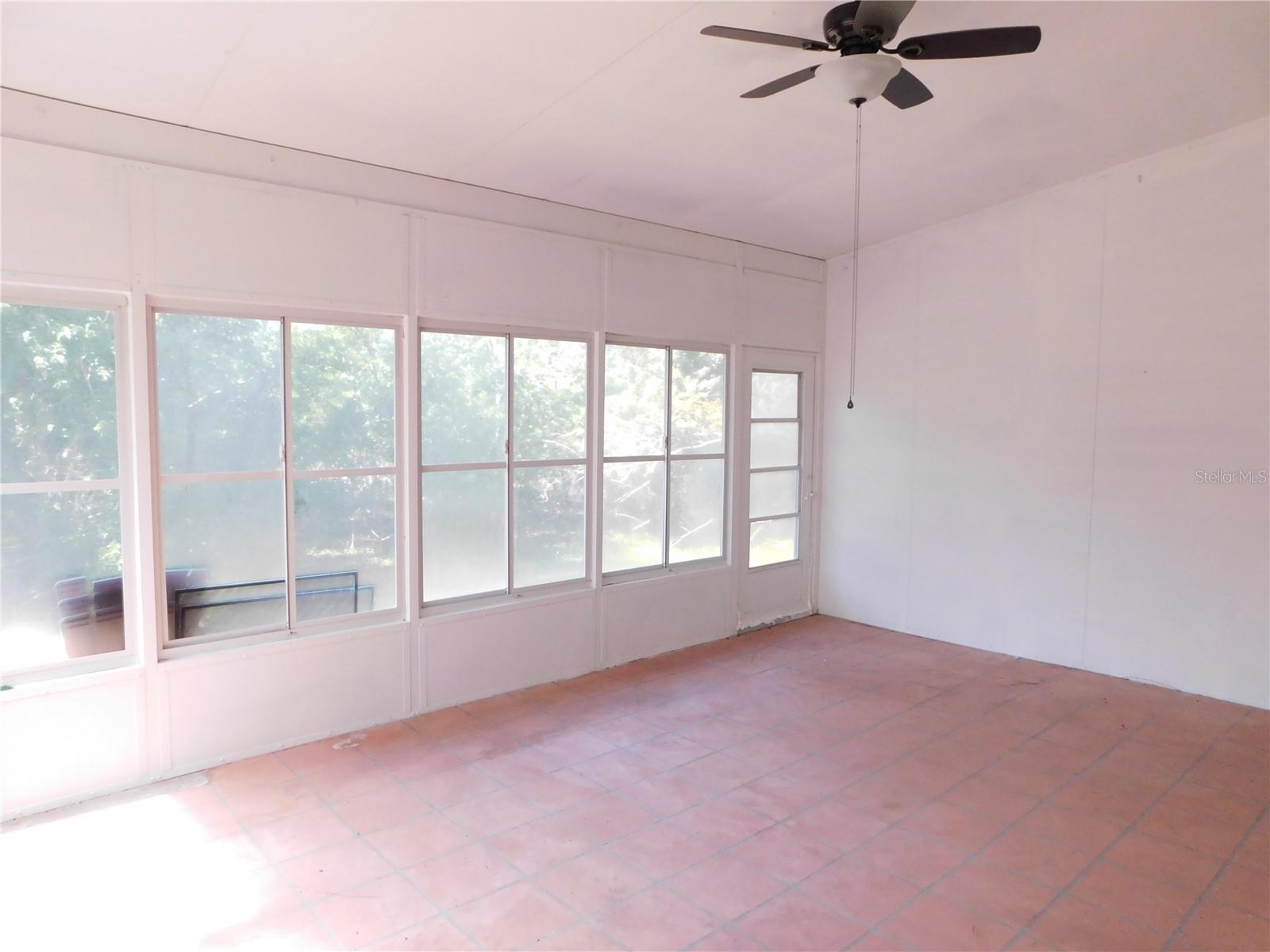 1720 Arabian Ln Property Photo 19