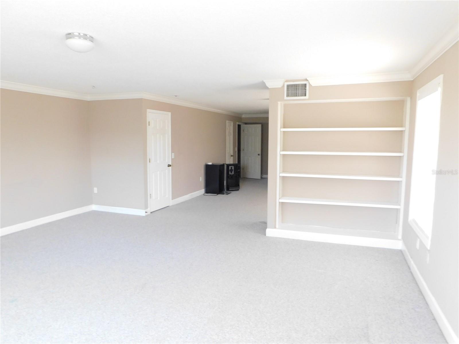 1720 Arabian Ln Property Photo 35