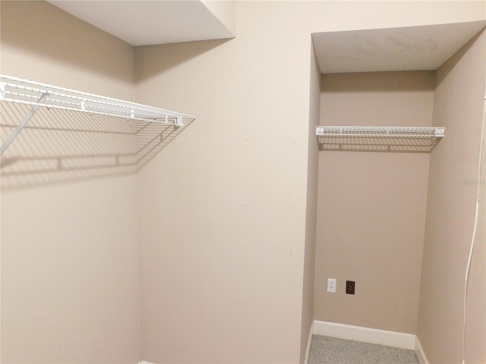 1720 Arabian Ln Property Photo 37