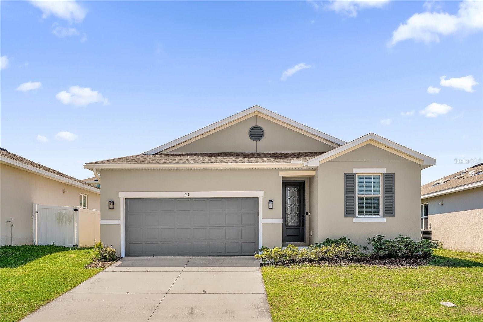 551 LAKE SMART BLVD Property Photo 1