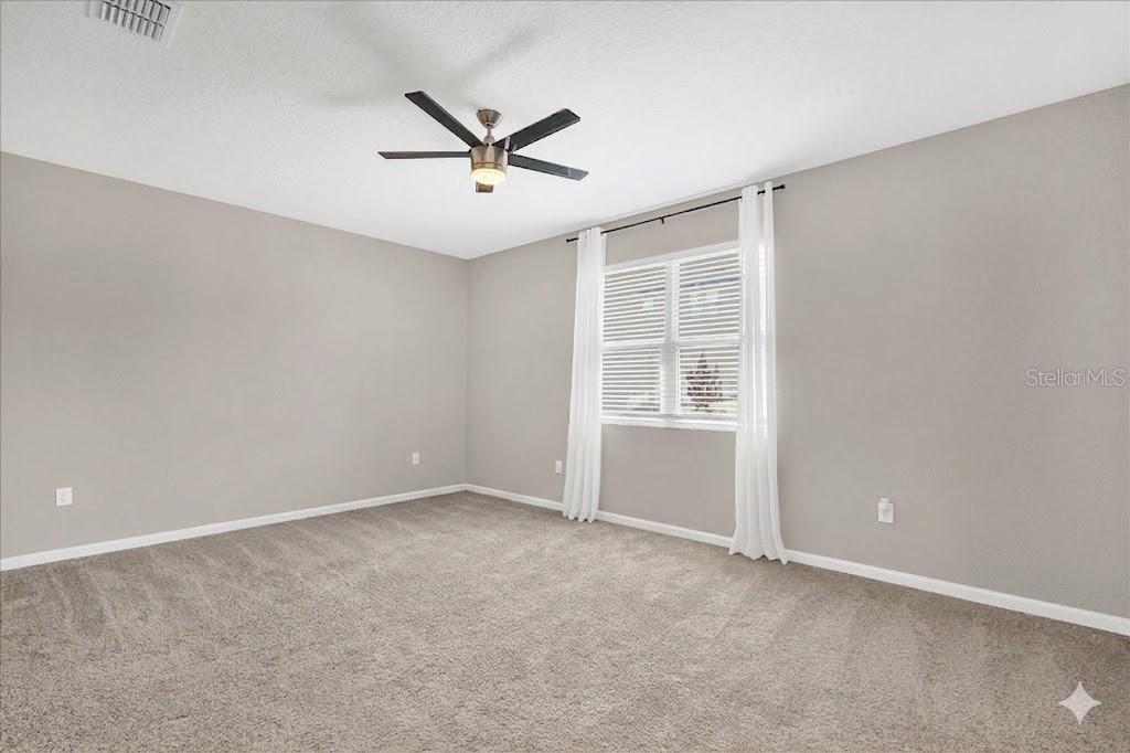 551 Lake Smart Blvd Property Photo 11