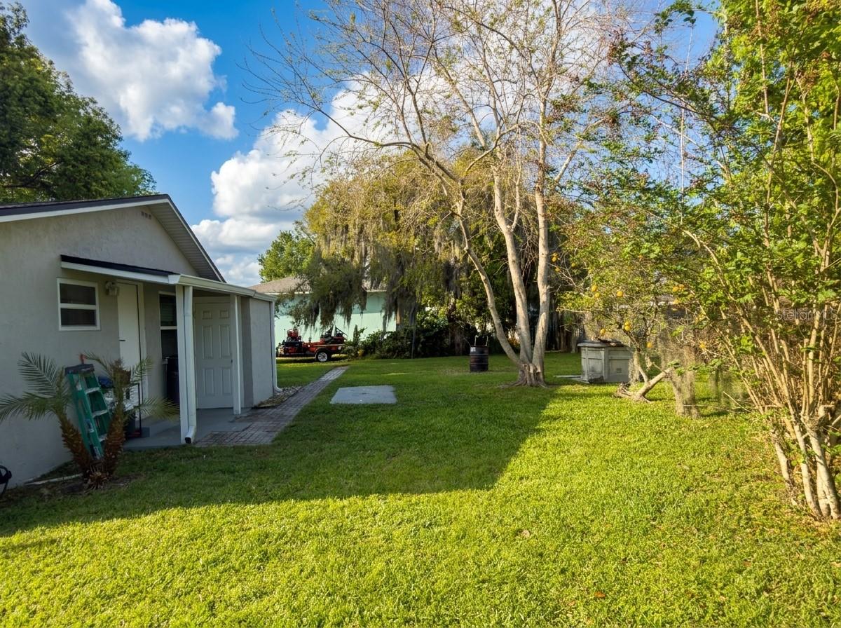 1611 Salmon St Property Photo 26
