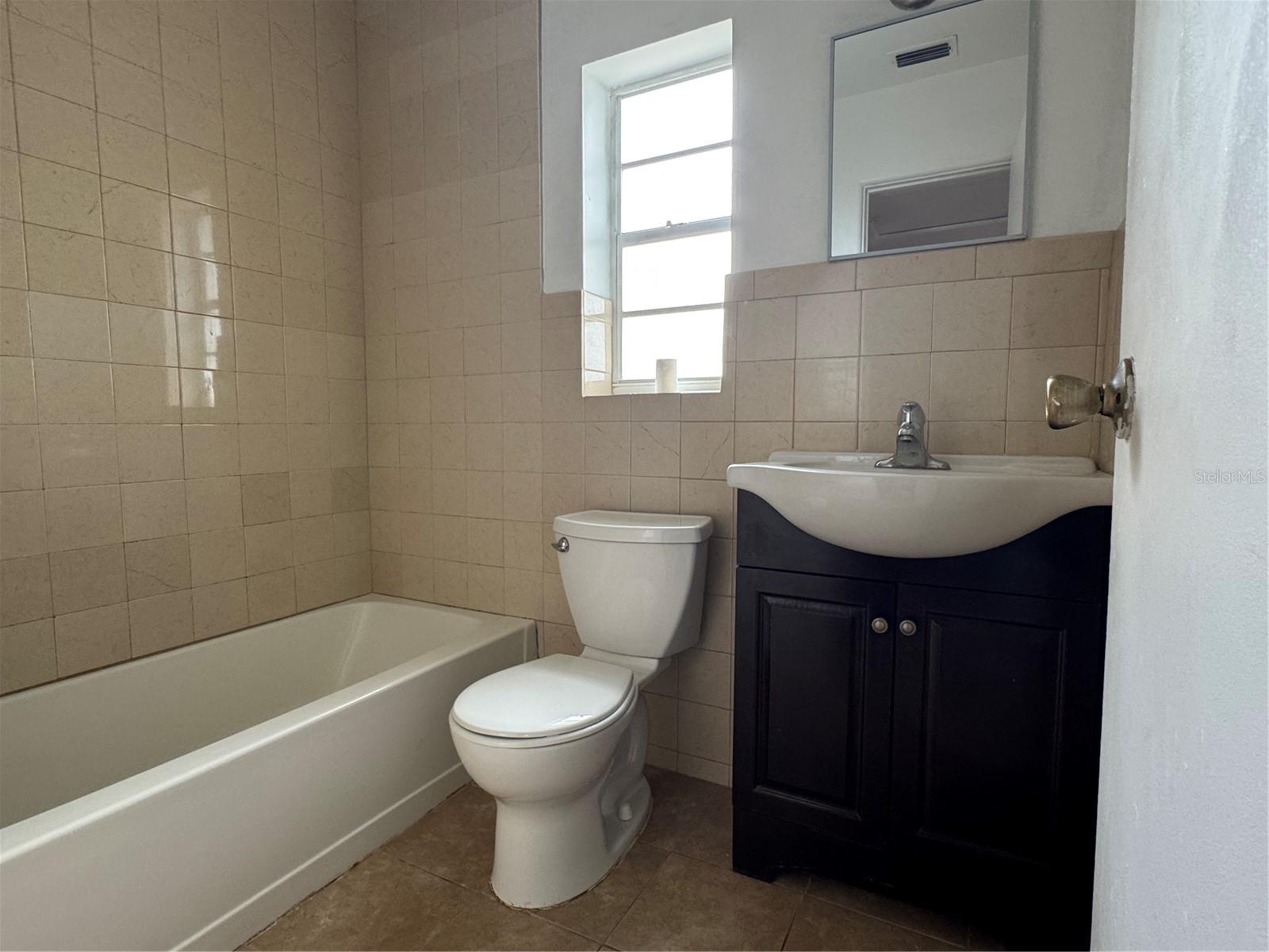 4418 Eli St Property Photo 8