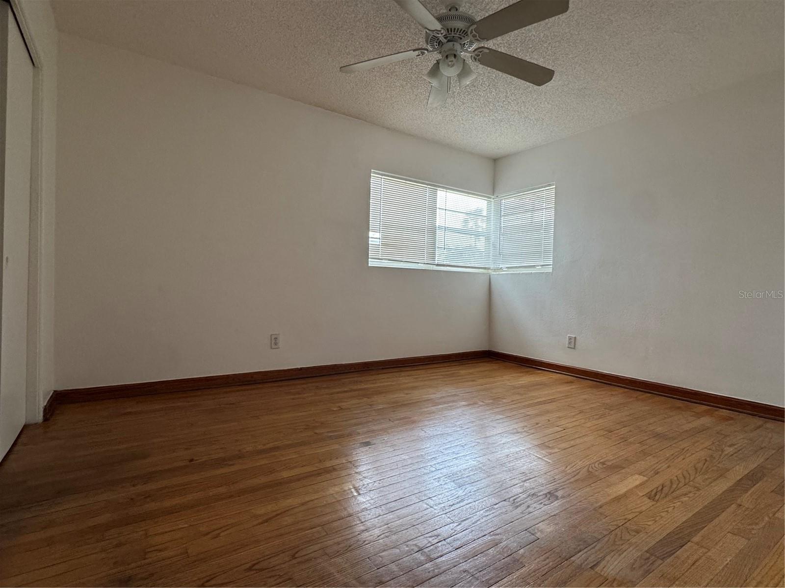 4418 Eli St Property Photo 9