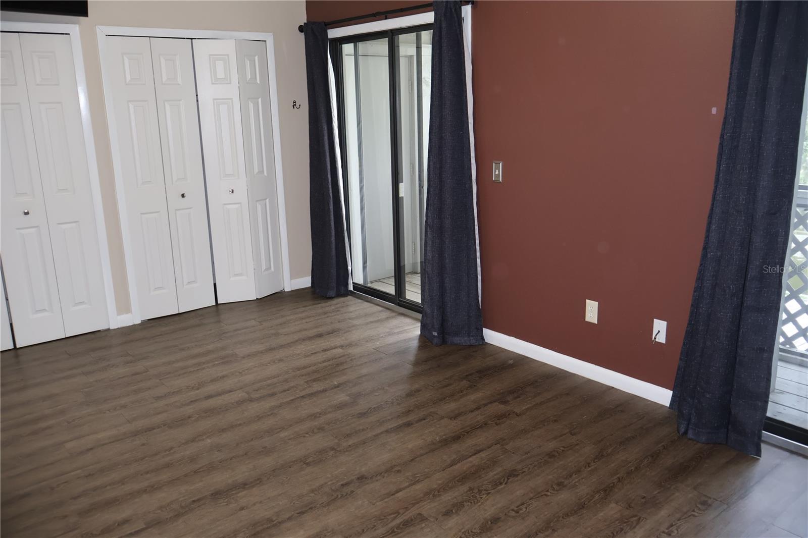 321 Orange Blossom Dr Property Photo 15