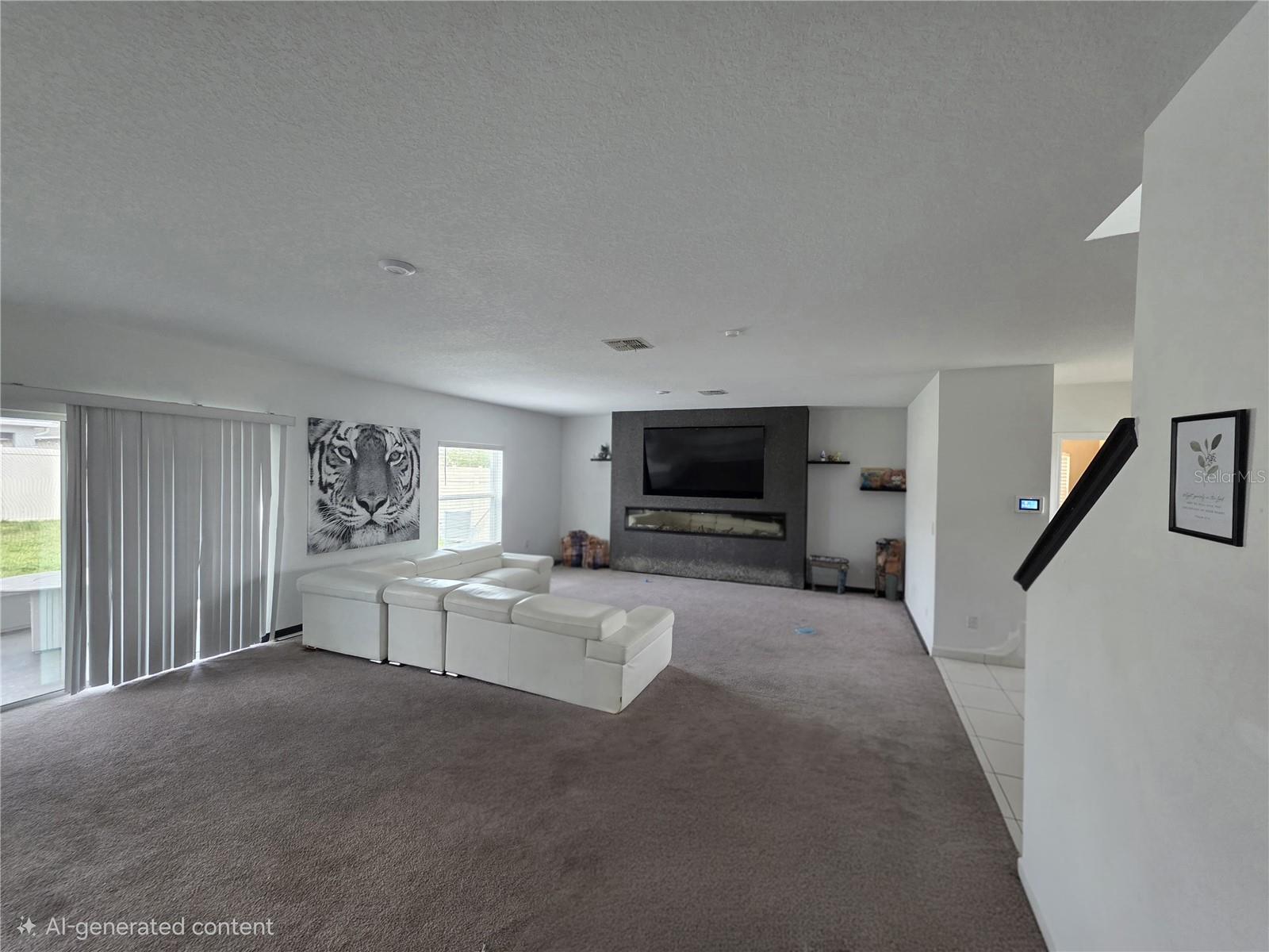5721 Sagunto Dr Property Photo 6