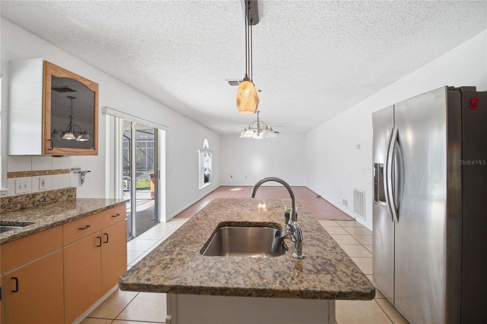 206 Taranto Way Property Photo 15