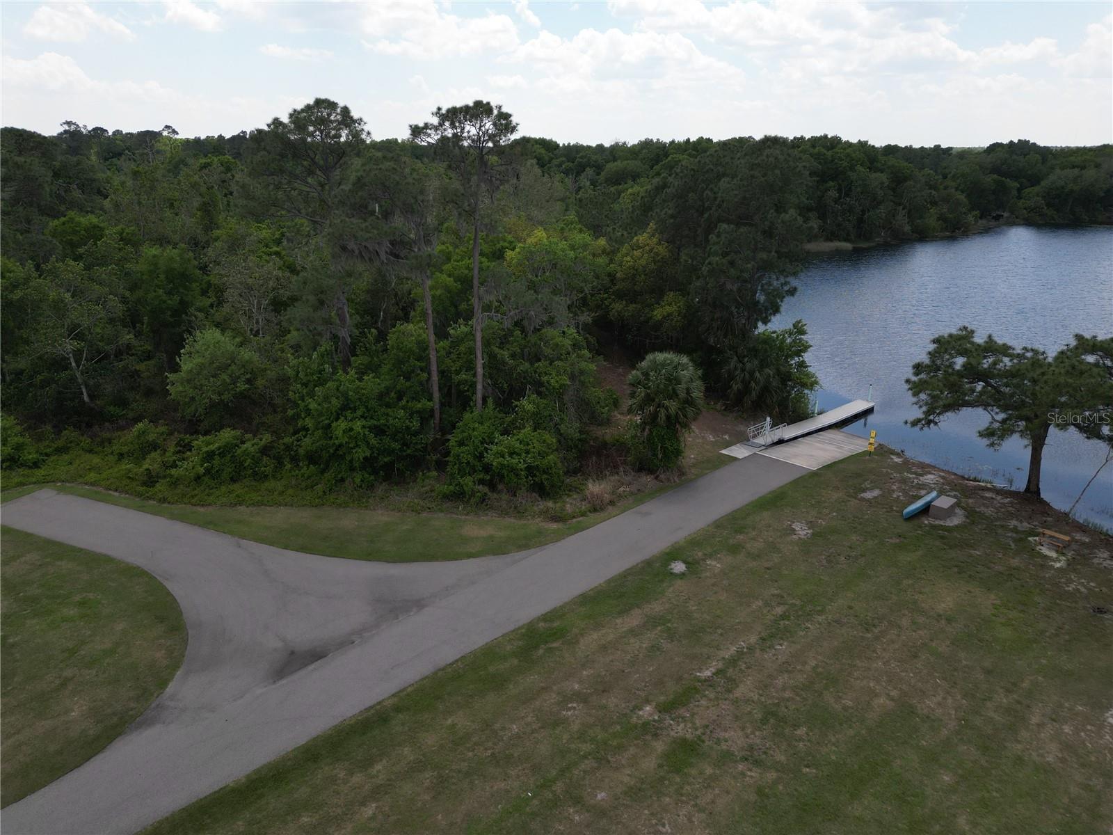 3430 Lake Diane Rd Property Photo 4