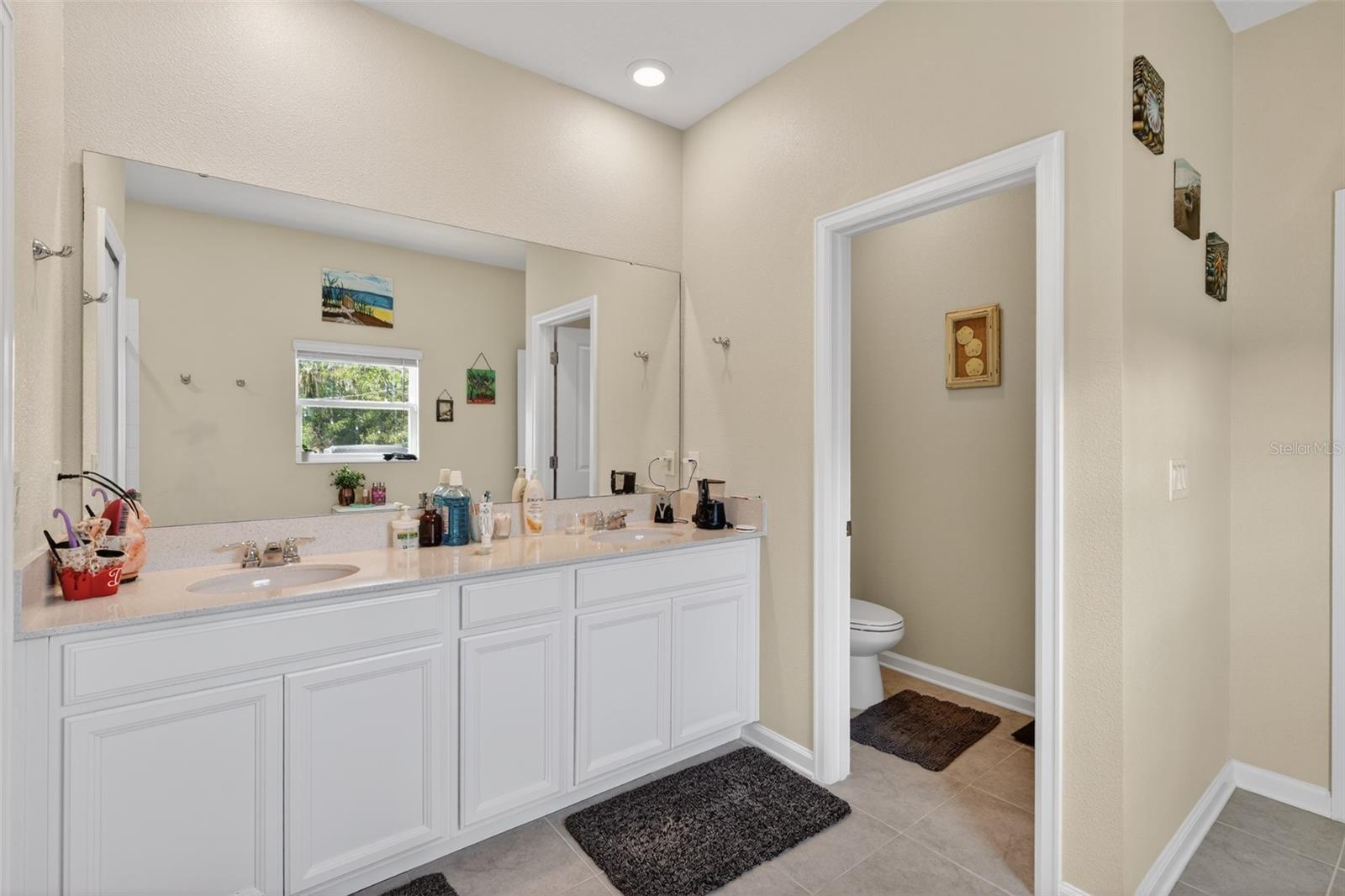 4221 Holstein St Property Photo 21