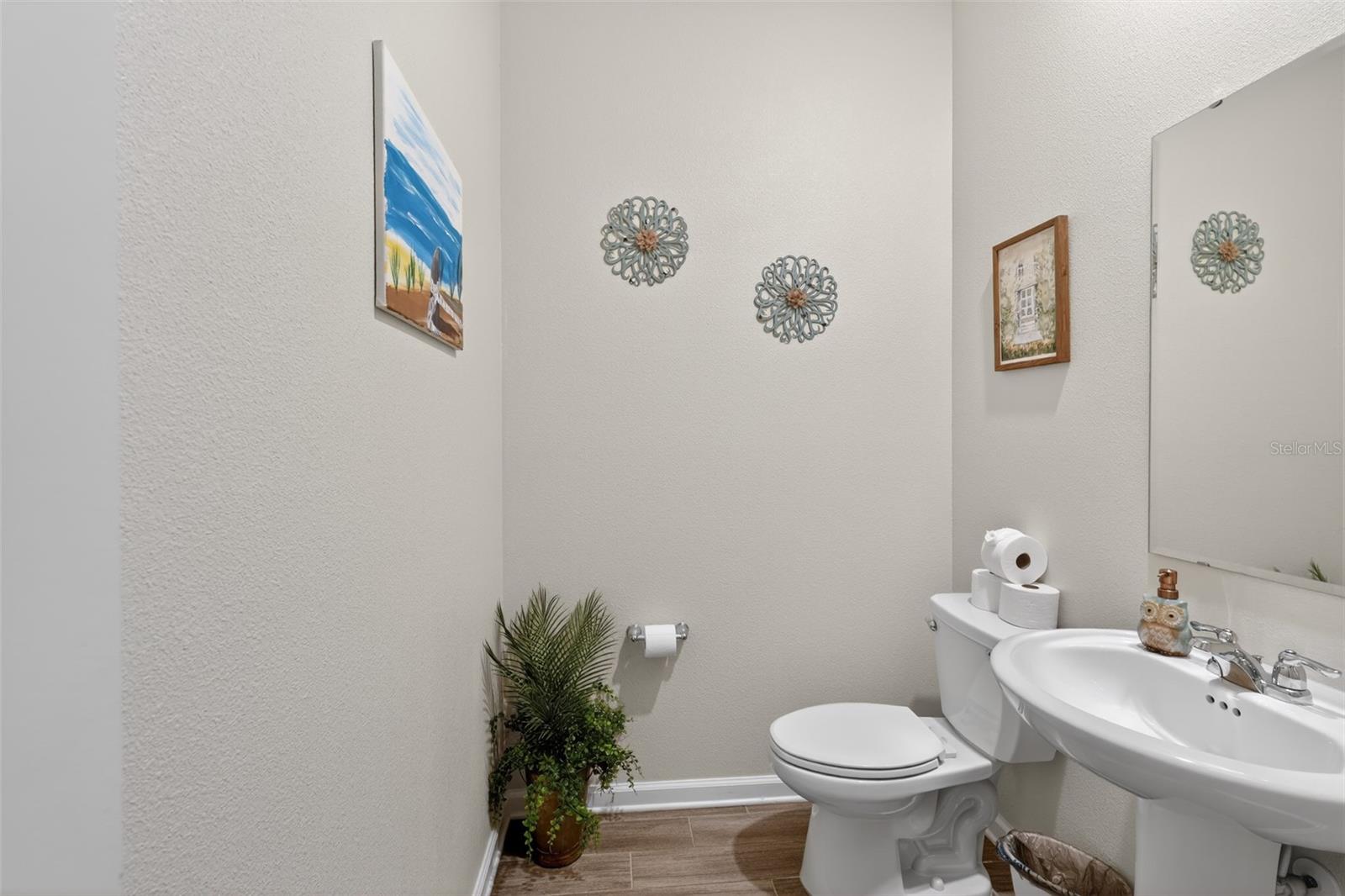 4221 Holstein St Property Photo 25
