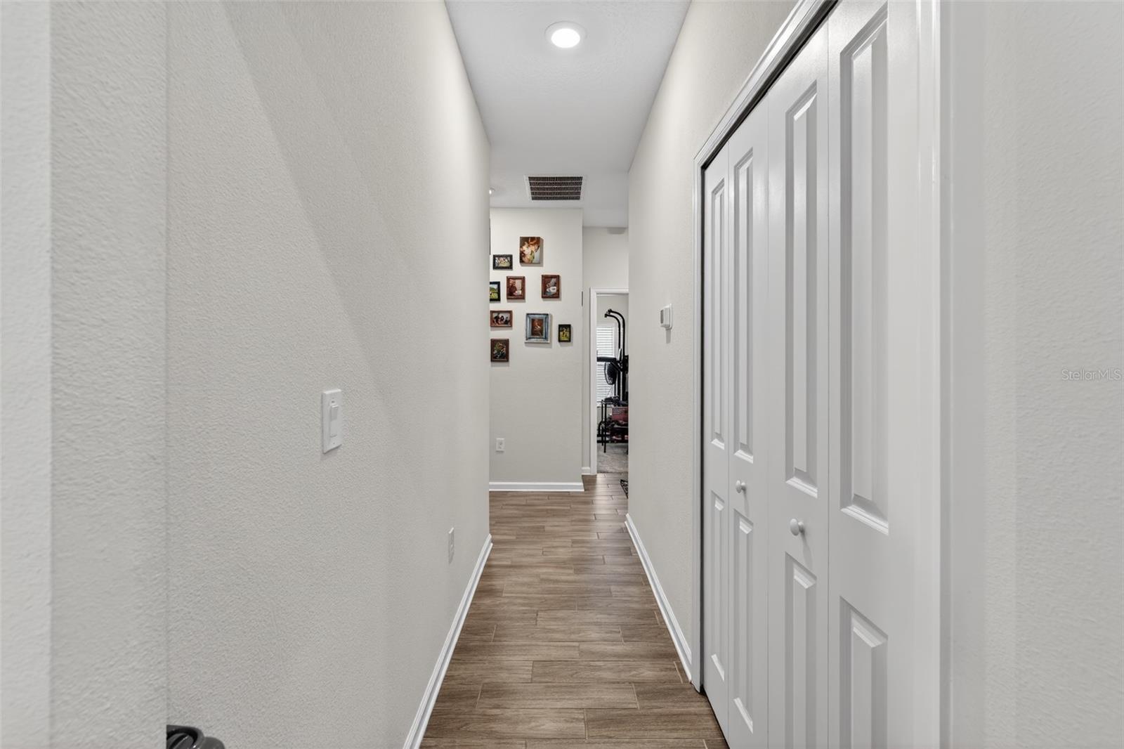 4221 Holstein St Property Photo 33