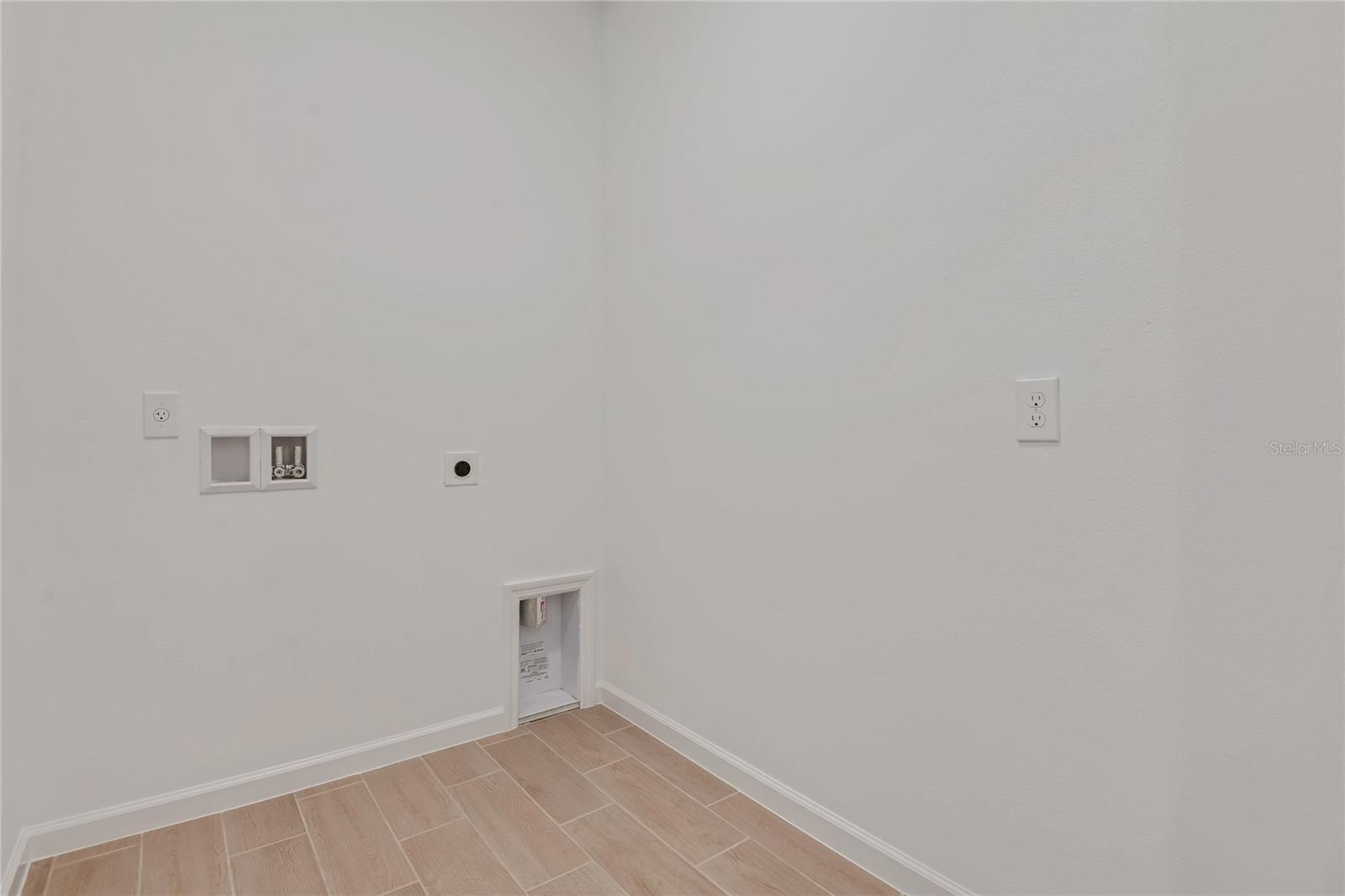 5347 Mickey Ave Property Photo 16