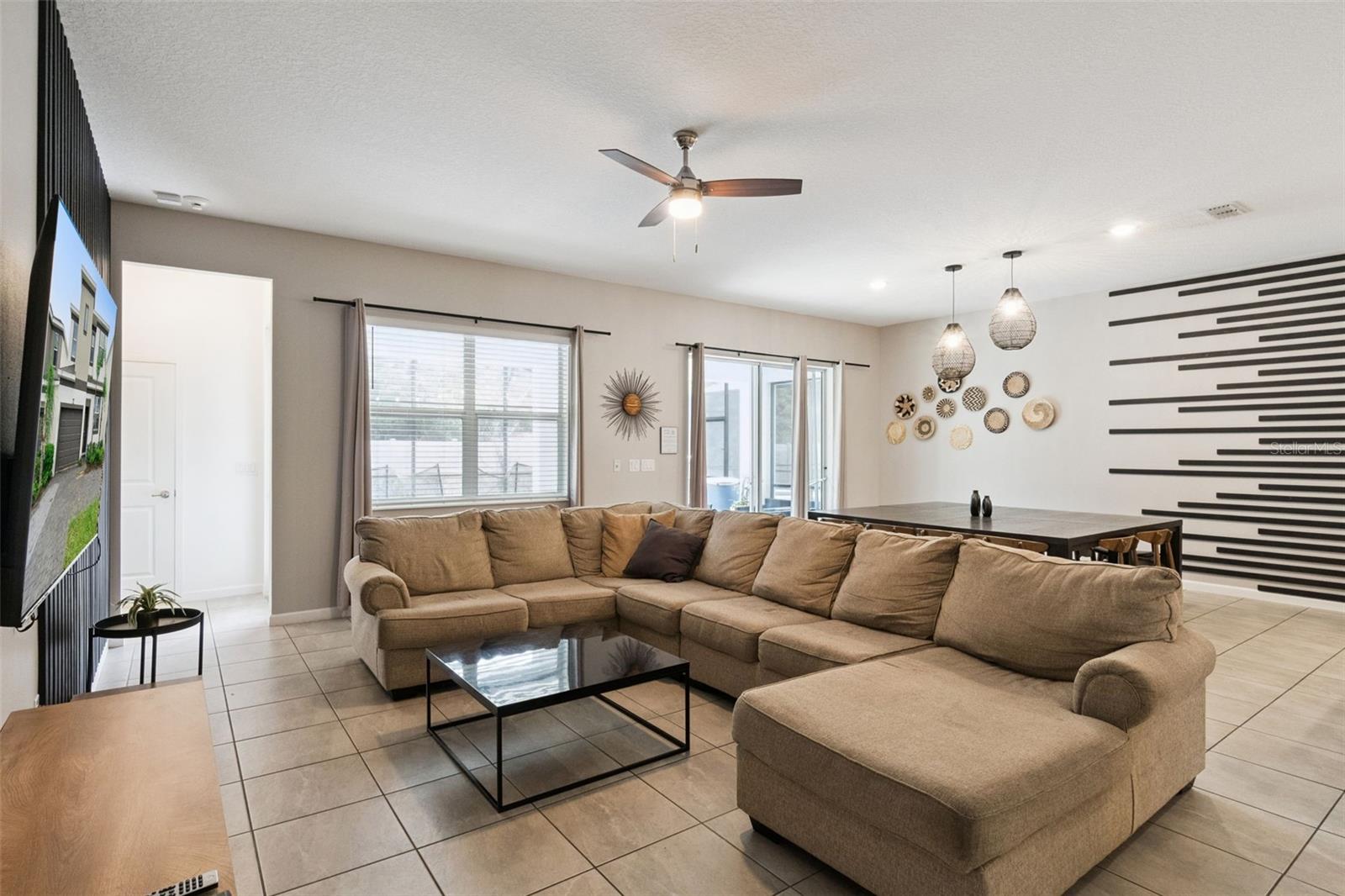 262 Marcello Blvd Property Photo 2