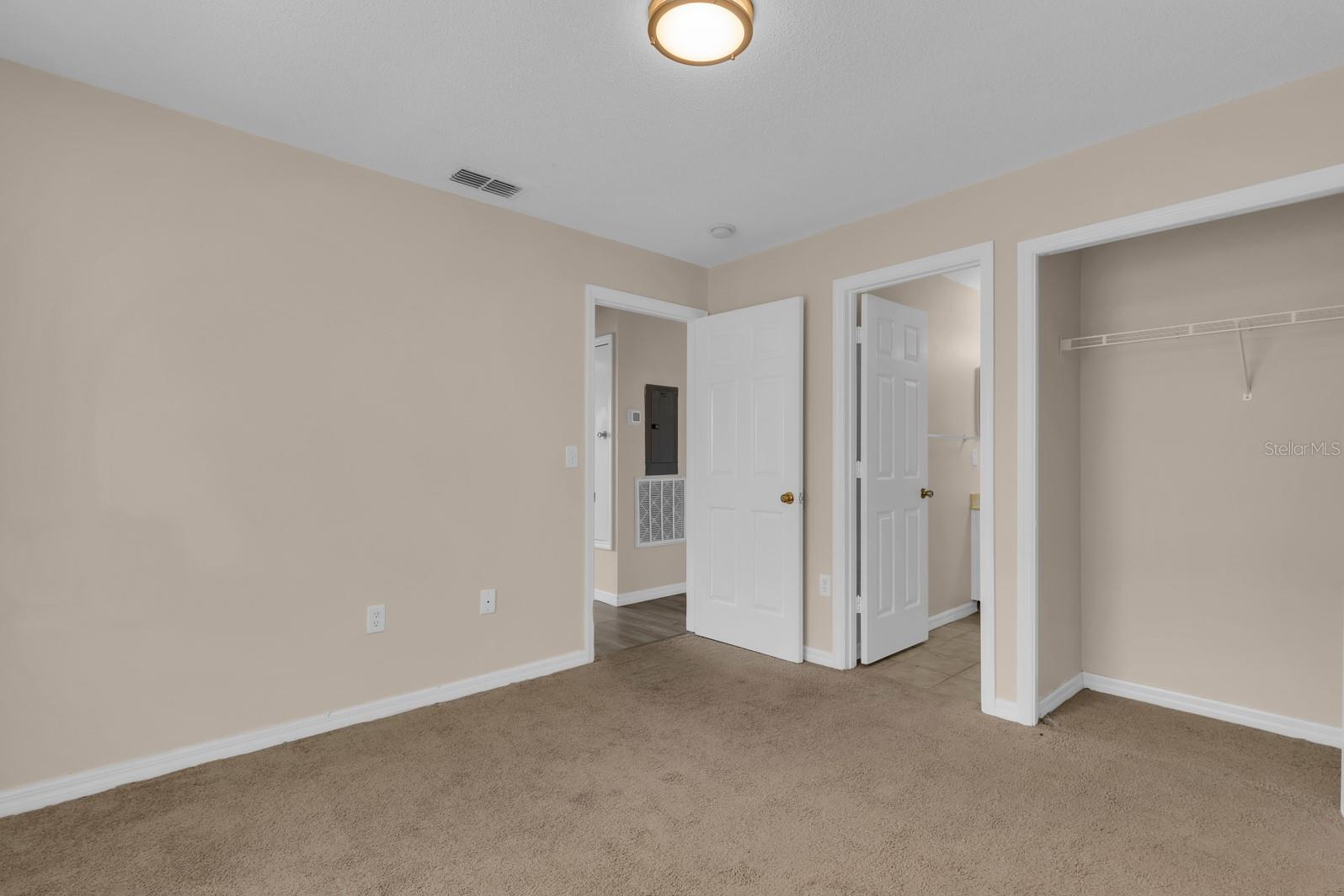 635 Lake Marion Golf Resort Property Photo 10