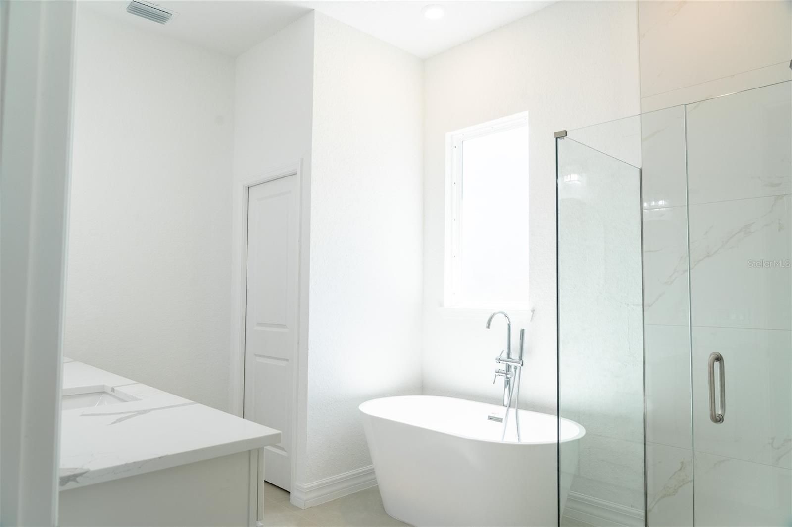16559 Sw 48th Ter Property Photo 24