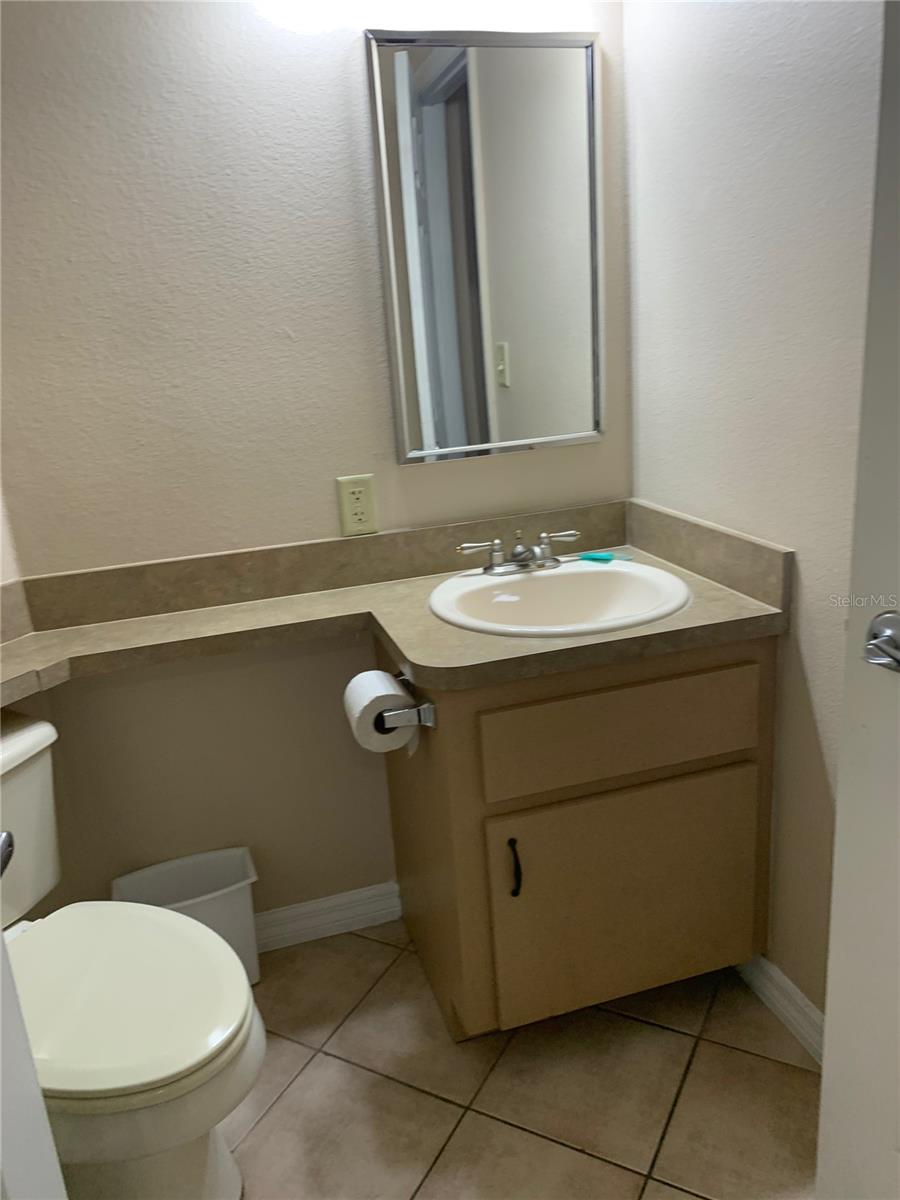 2777 N Poinciana Blvd #301b Property Photo 8
