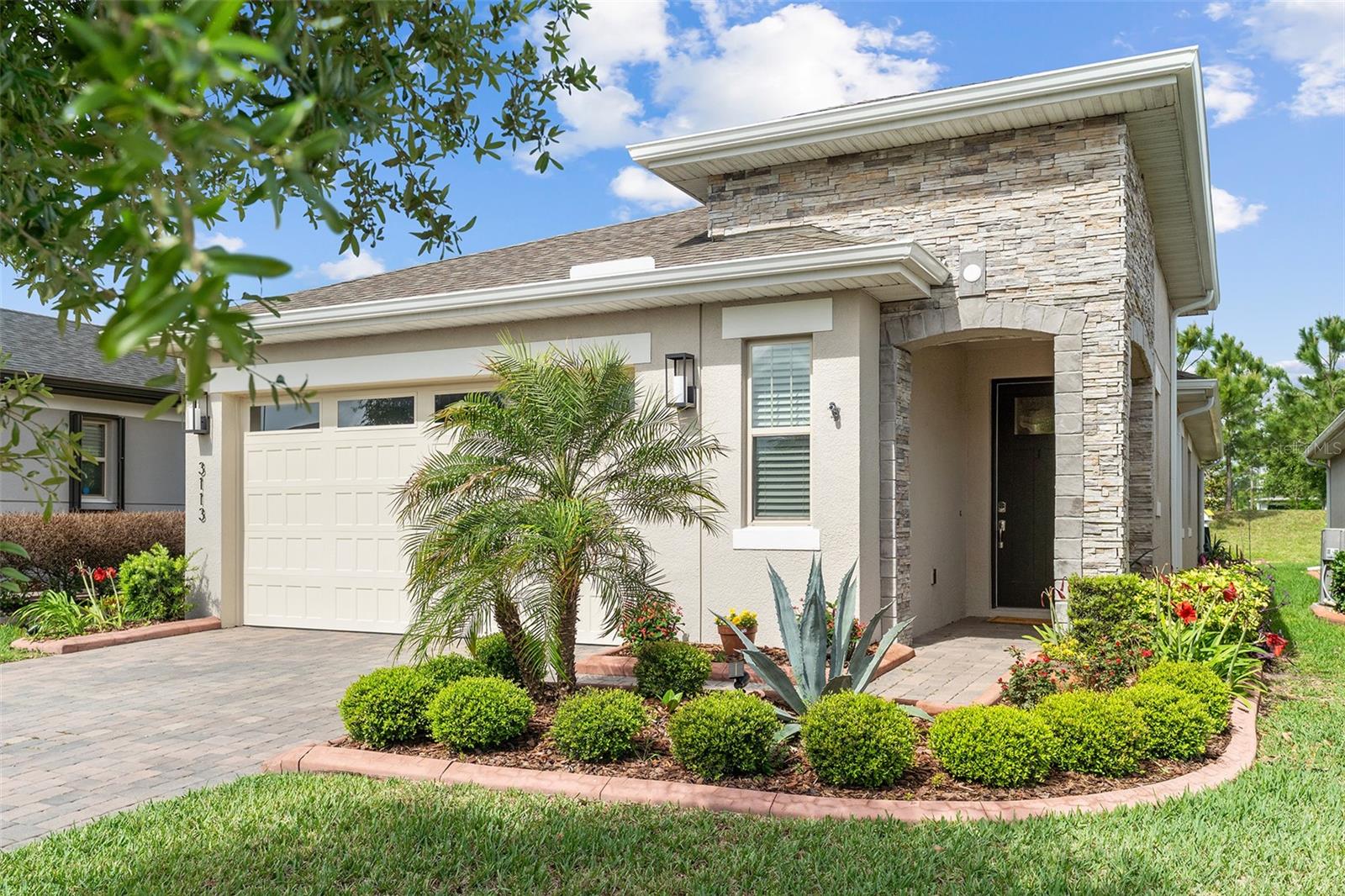 3113 Songbird Cir Property Photo 1