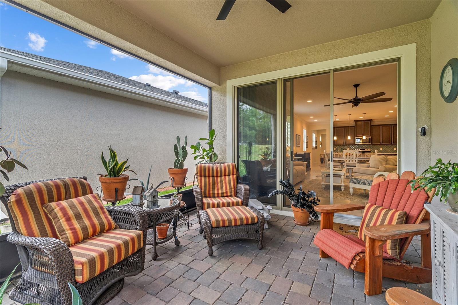 3113 Songbird Cir Property Photo 4