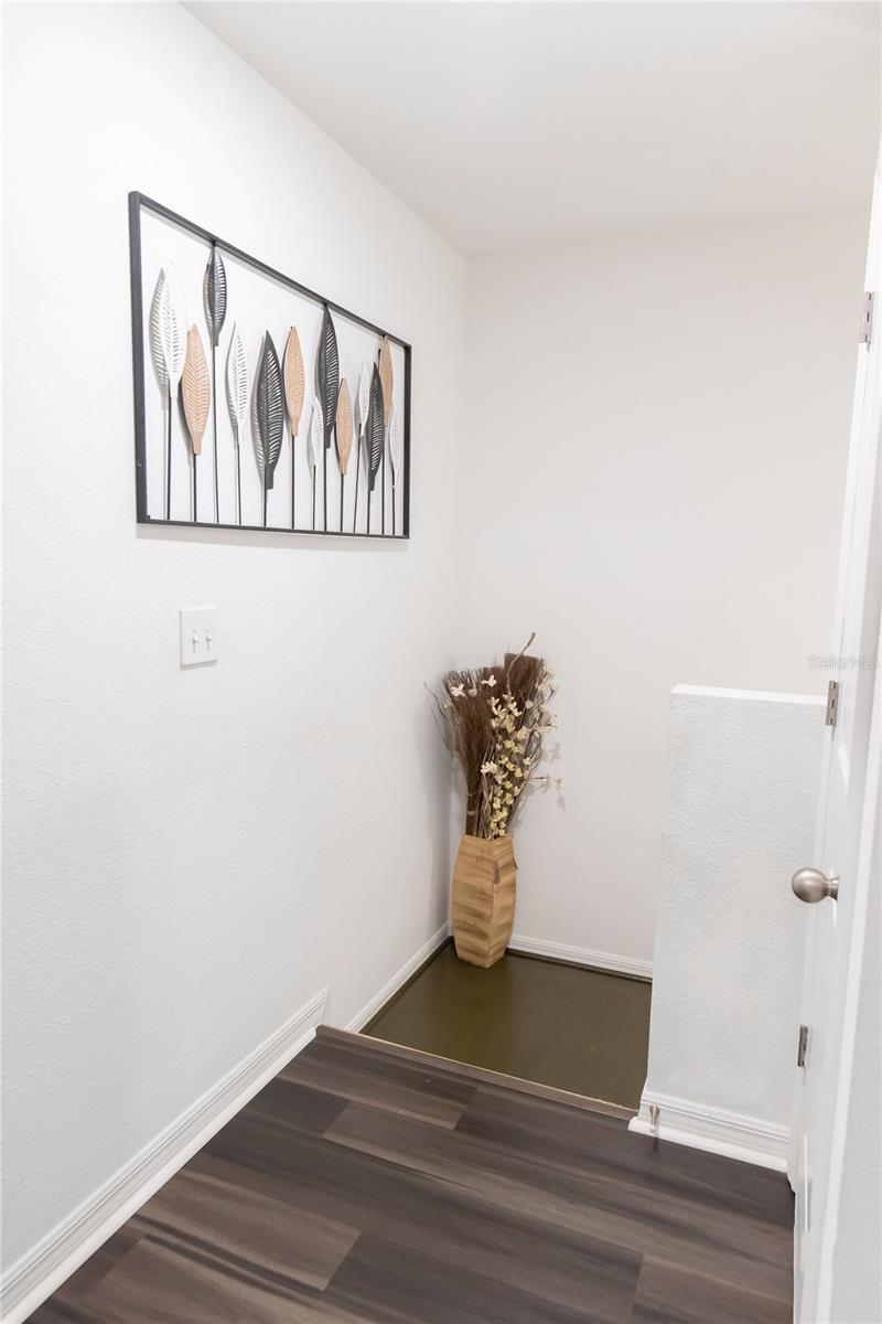 844 Grandin St Property Photo 18
