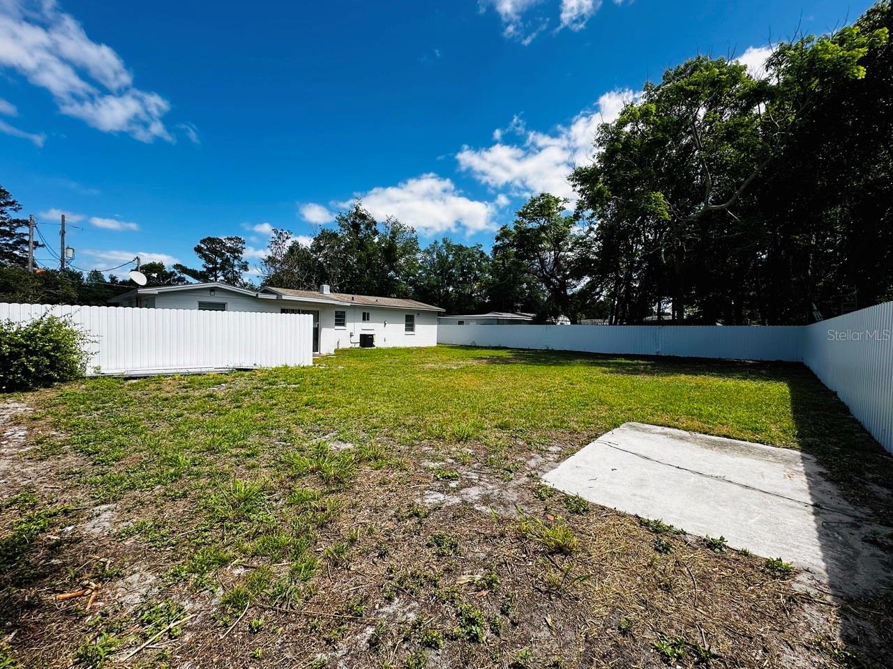 136 Lynbrook Dr Property Photo 34