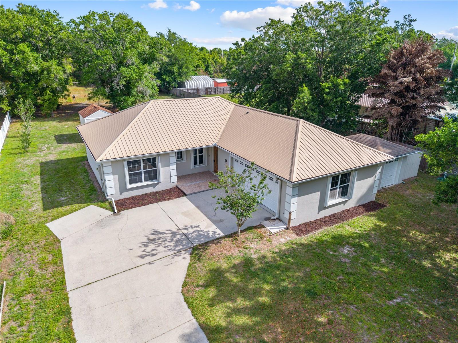 750 W NEW NOLTE RD